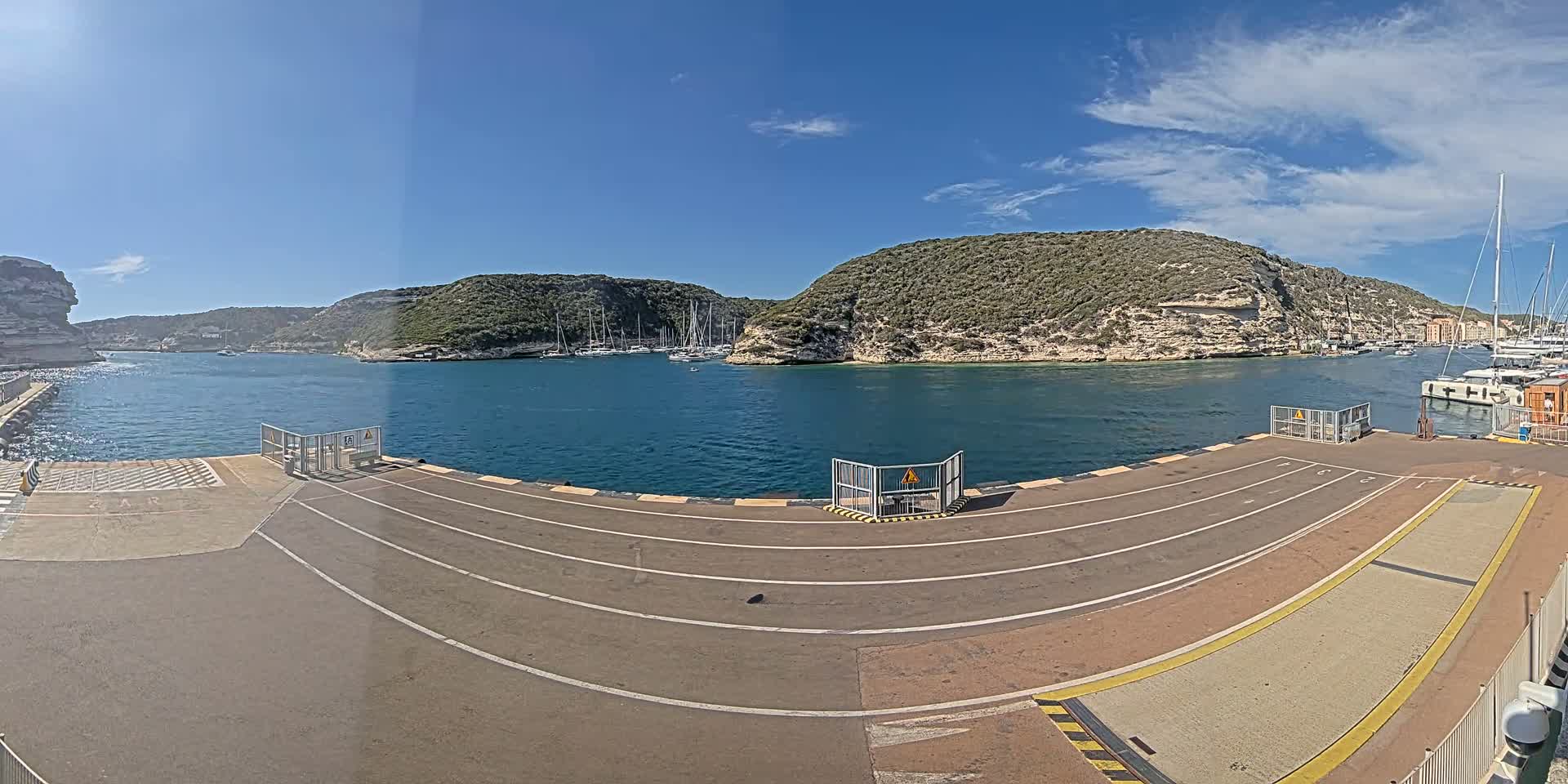 Corsica, Port de Commerce Bonifacio Port Live Cam - Sartene, Corse-du-Sud, Corse , France