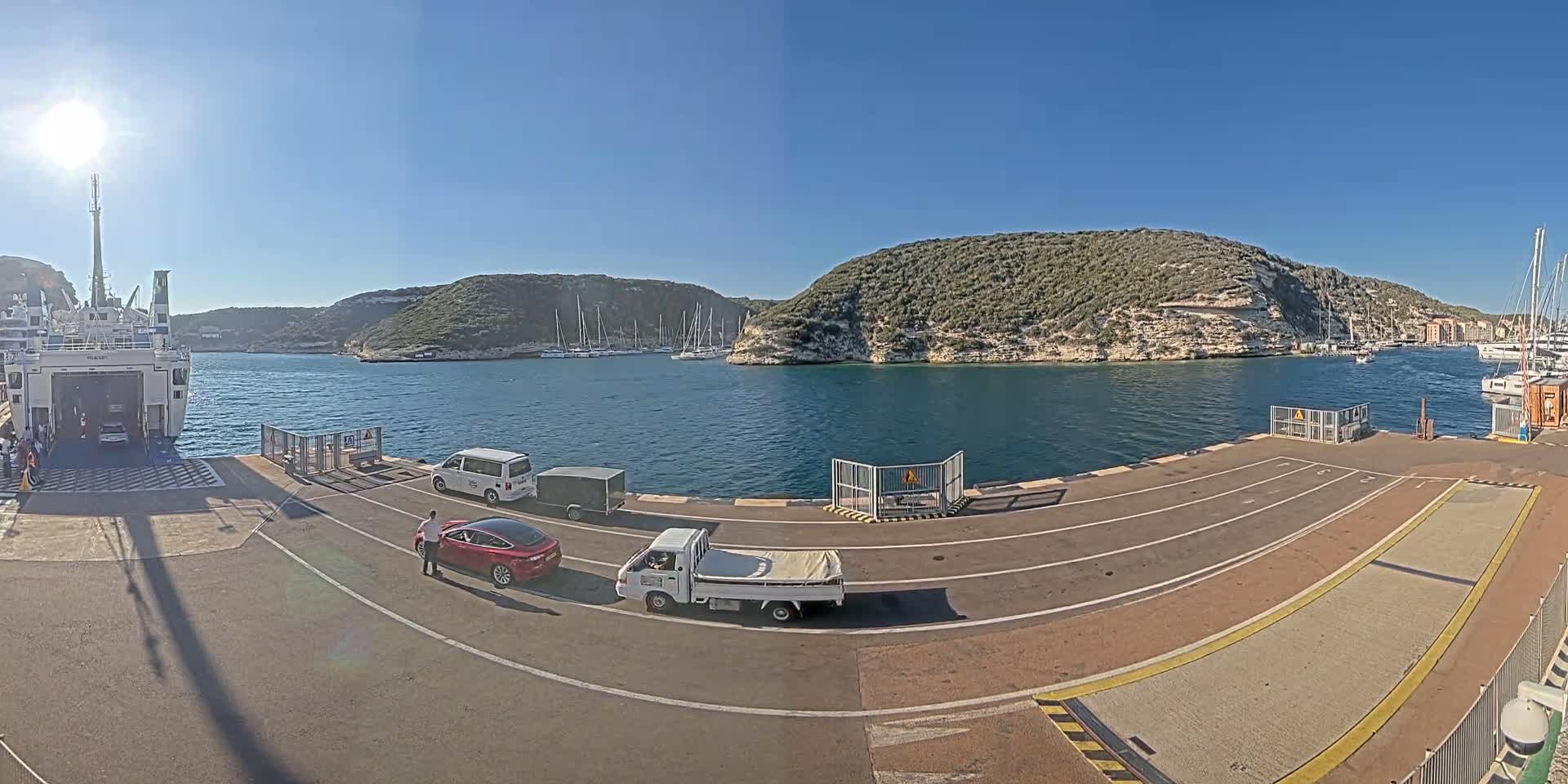 Corsica, Port de Commerce Bonifacio Port Live Cam - Sartene, Corse-du-Sud, Corse , France