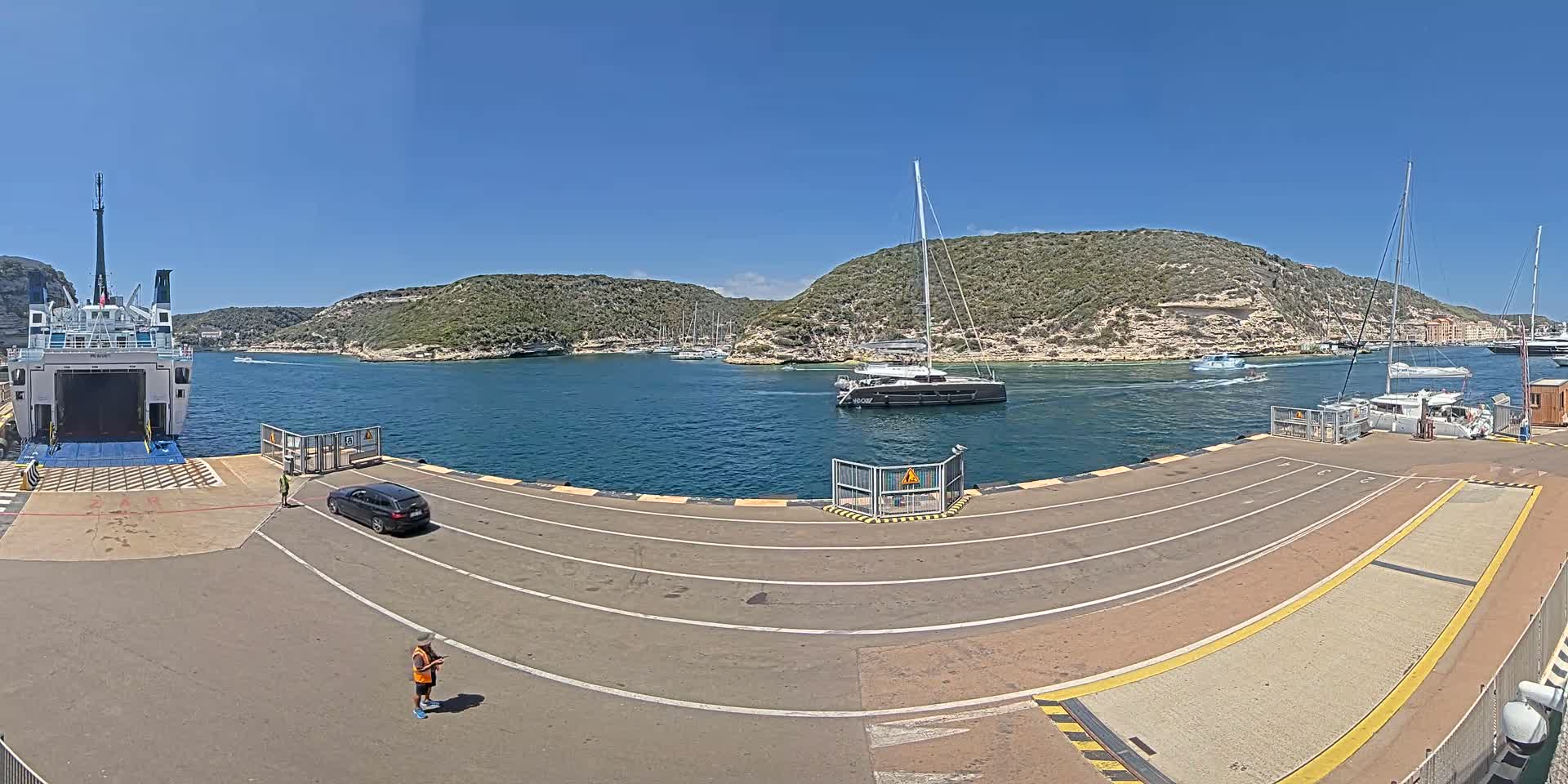 Corsica, Port de Commerce Bonifacio Port Live Cam - Sartene, Corse-du-Sud, Corse , France
