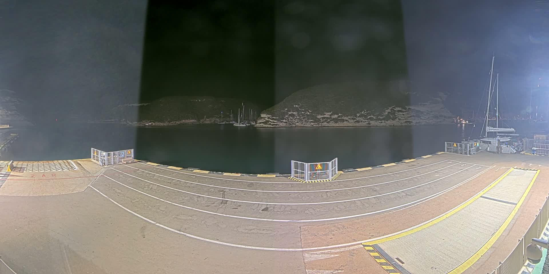 Corsica, Port de Commerce Bonifacio Port Live Cam - Sartene, Corse-du-Sud, Corse , France