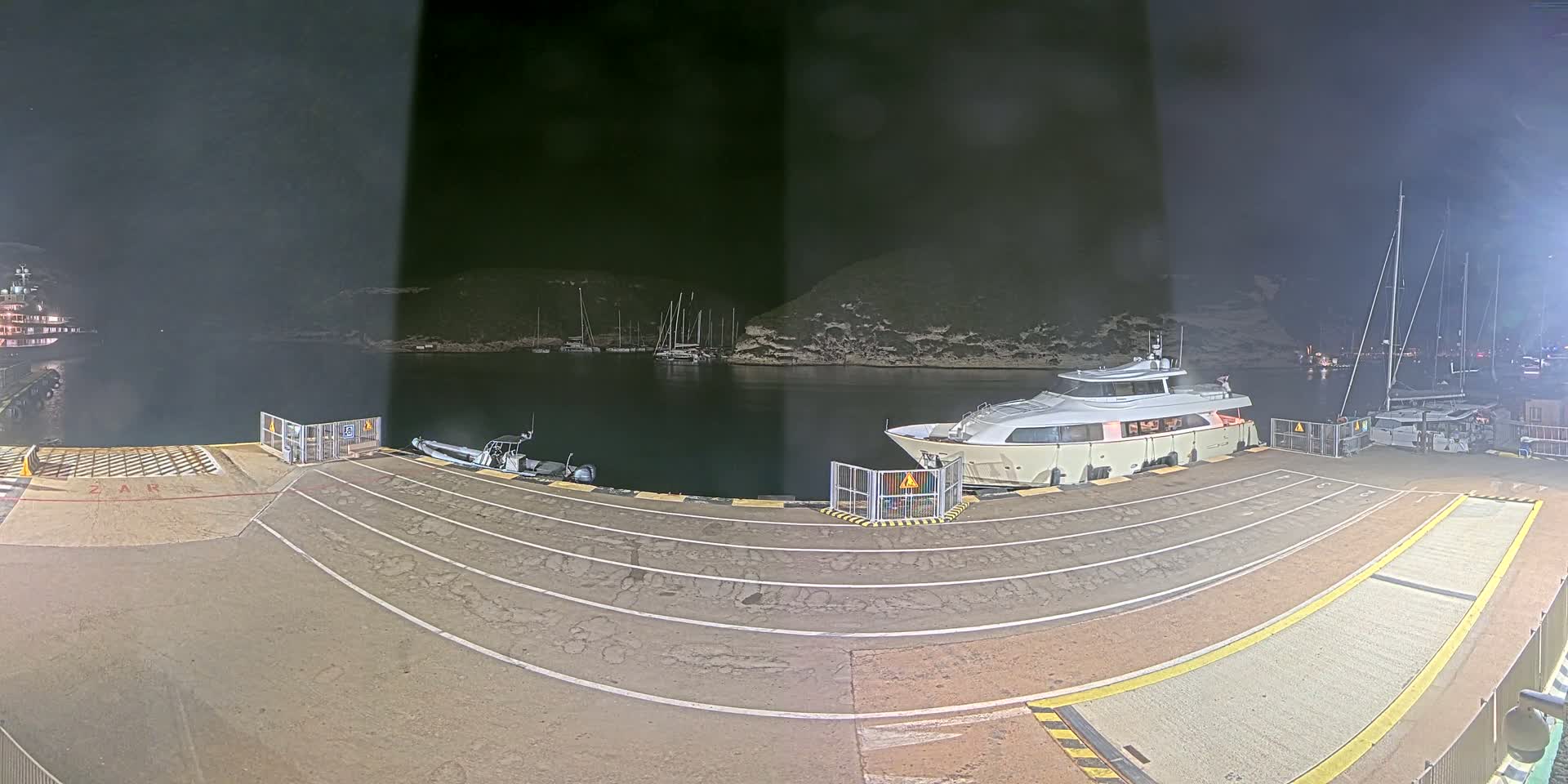 Corsica, Port de Commerce Bonifacio Port Live Cam - Sartene, Corse-du-Sud, Corse , France