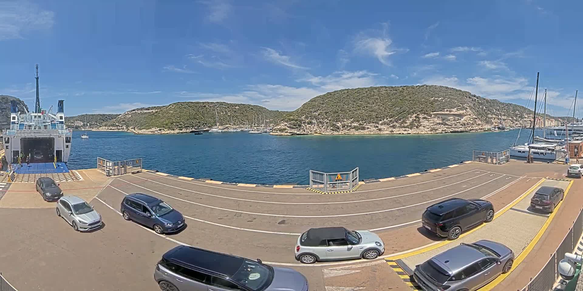 Corsica, Port de Commerce Bonifacio Port Live Cam - Sartene, Corse-du-Sud, Corse , France