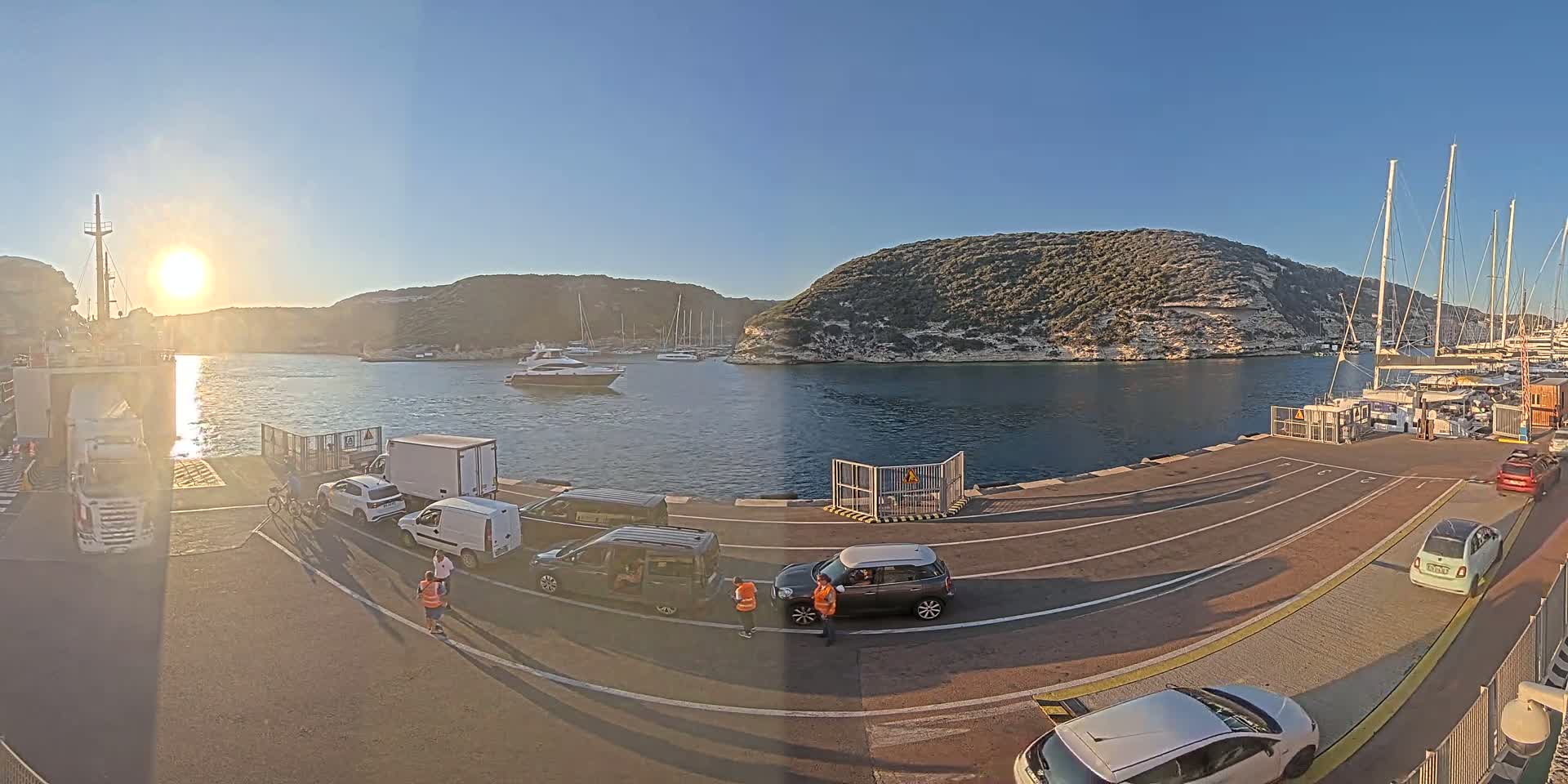 Corsica, Port de Commerce Bonifacio Port Live Cam - Sartene, Corse-du-Sud, Corse , France