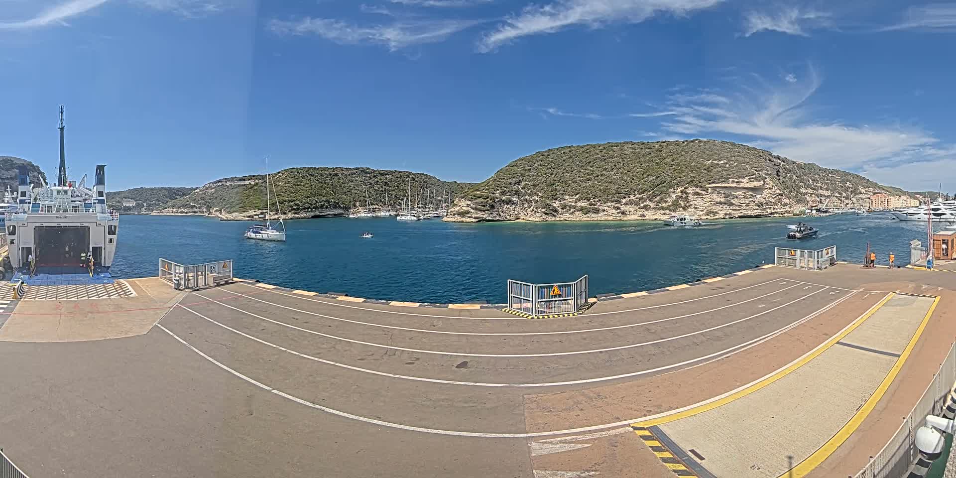 Corsica, Port de Commerce Bonifacio Port Live Cam - Sartene, Corse-du-Sud, Corse , France