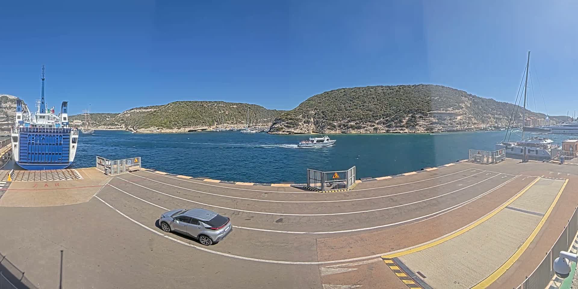 Corsica, Port de Commerce Bonifacio Port Live Cam - Sartene, Corse-du-Sud, Corse , France