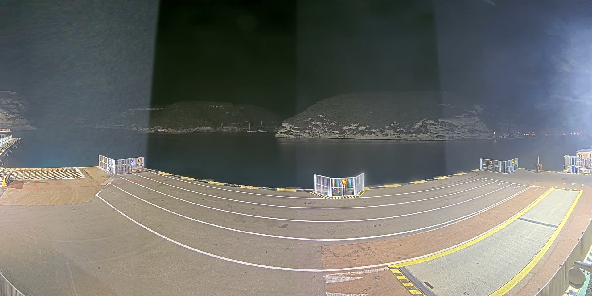 Corsica, Port de Commerce Bonifacio Port Live Cam - Sartene, Corse-du-Sud, Corse , France