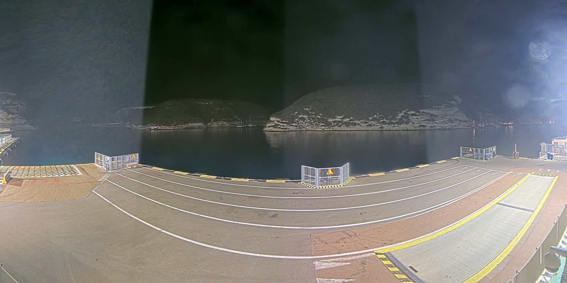 Corsica, Port de Commerce Bonifacio Port Live Cam - Sartene, Corse-du-Sud, Corse , France