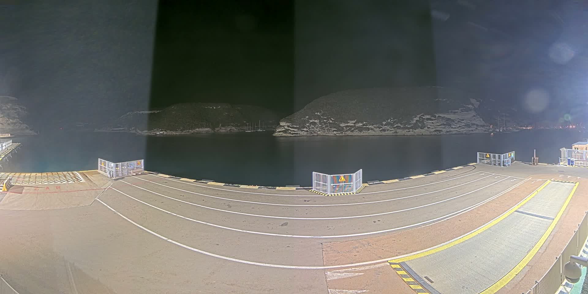 Corsica, Port de Commerce Bonifacio Port Live Cam - Sartene, Corse-du-Sud, Corse , France