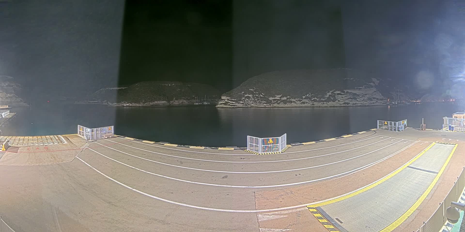 Corsica, Port de Commerce Bonifacio Port Live Cam - Sartene, Corse-du-Sud, Corse , France