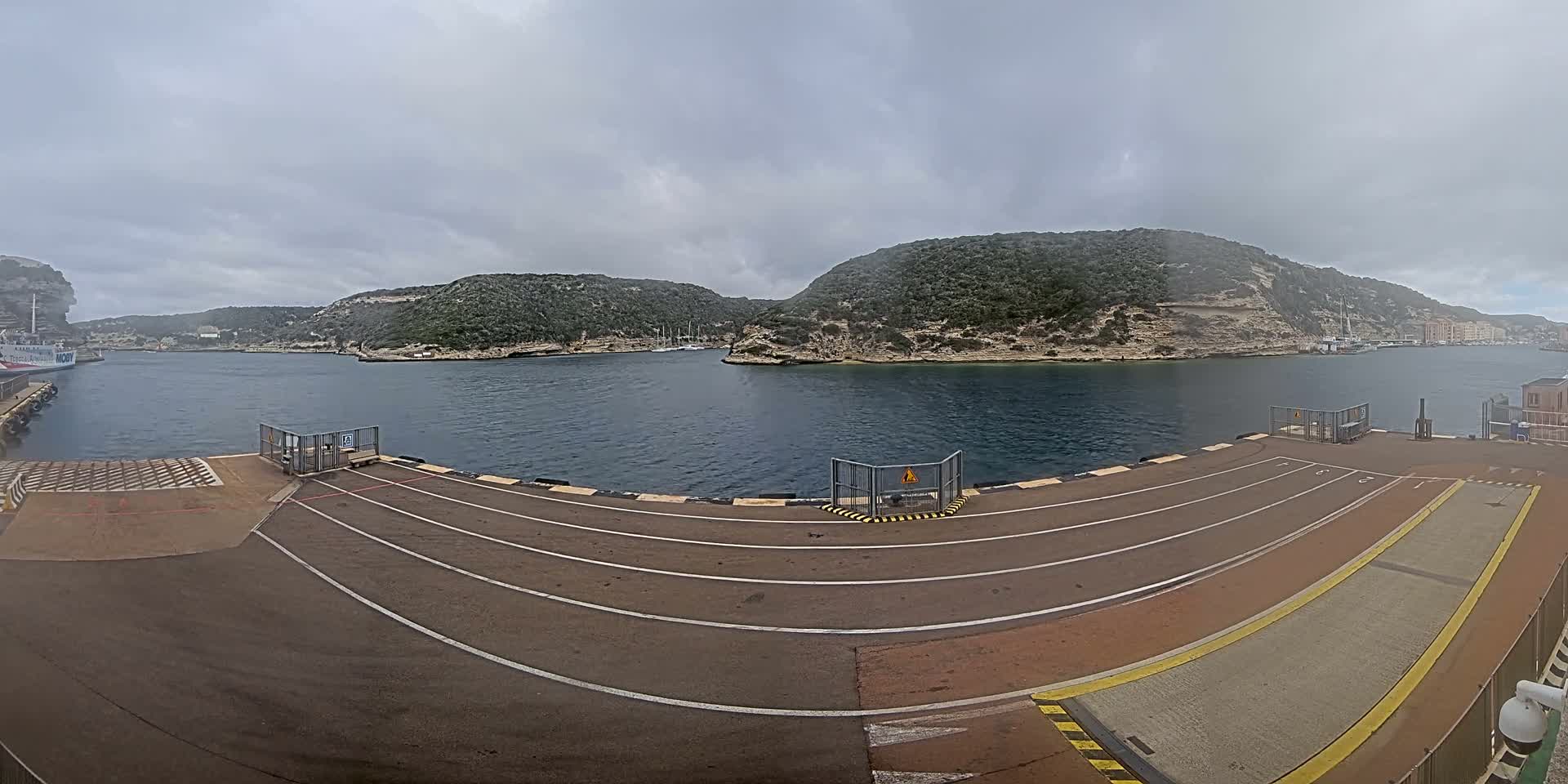 Corsica, Port de Commerce Bonifacio Port Live Cam - Sartene, Corse-du-Sud, Corse , France