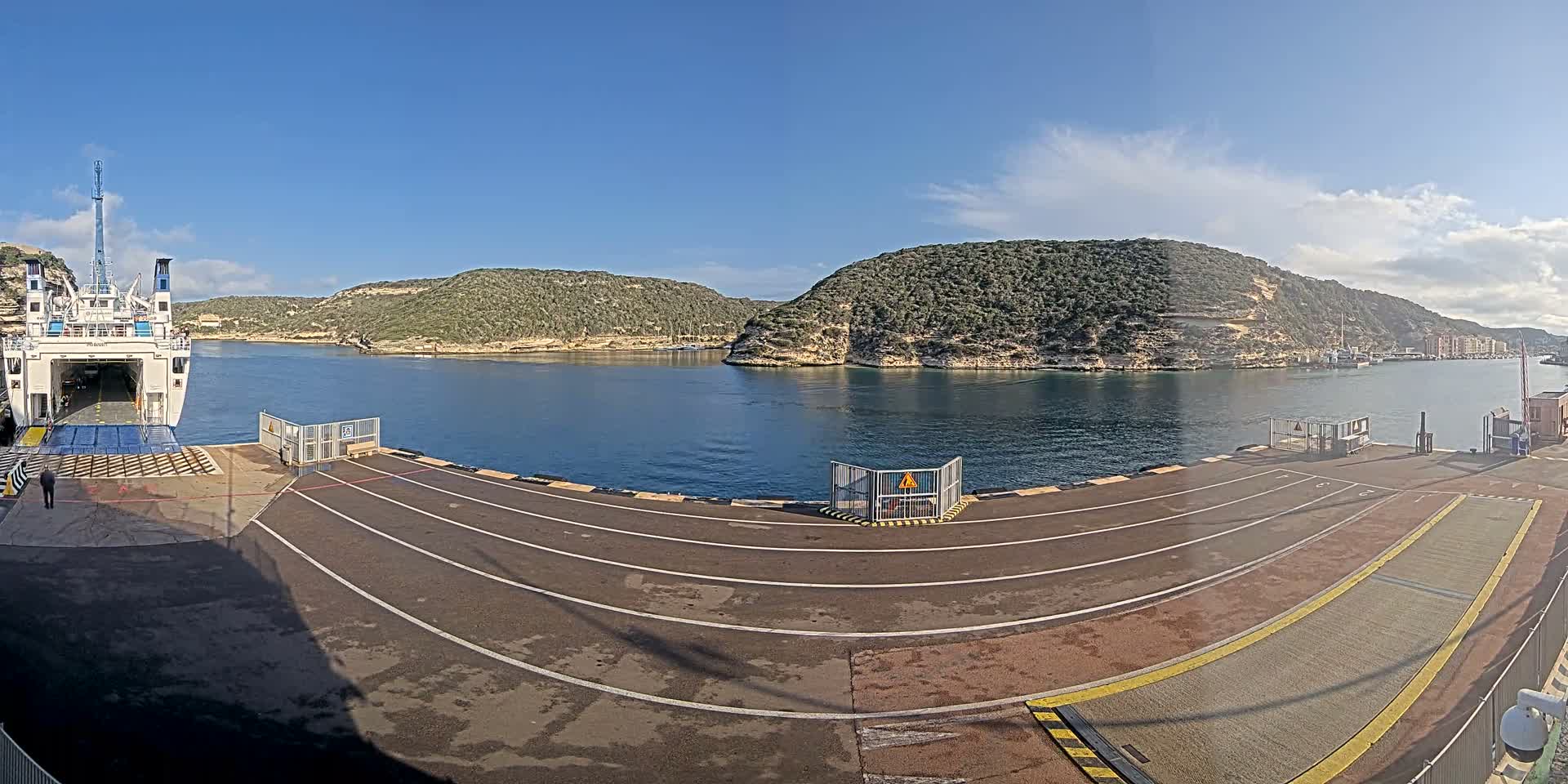 Corsica, Port de Commerce Bonifacio Port Live Cam - Sartene, Corse-du-Sud, Corse , France
