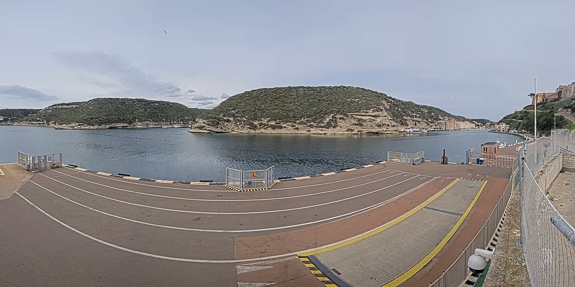 Corsica, Port de Commerce Bonifacio Port Live Cam - Sartene, Corse-du-Sud, Corse , France