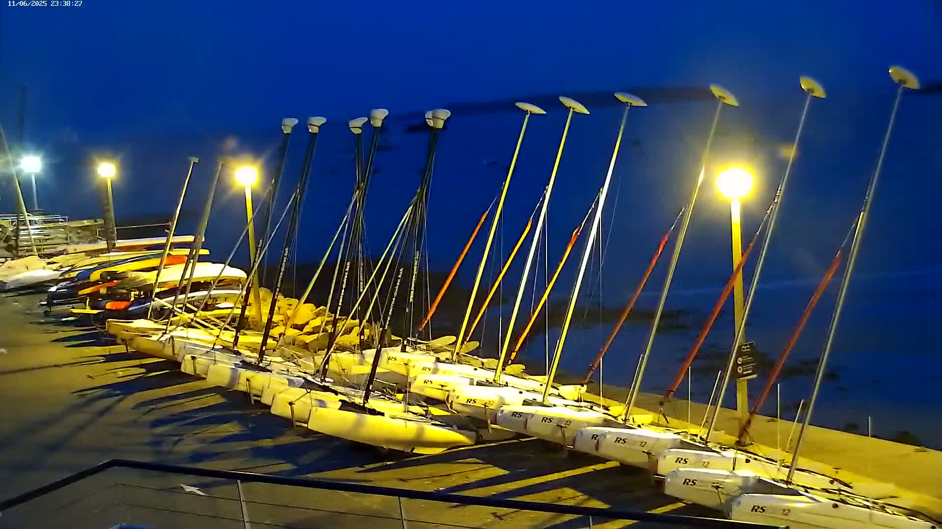 Perros-Guirec Plage de Trestraou Beach Live Cam - Lannion, Cotes-d'Armor, Bretagne, France