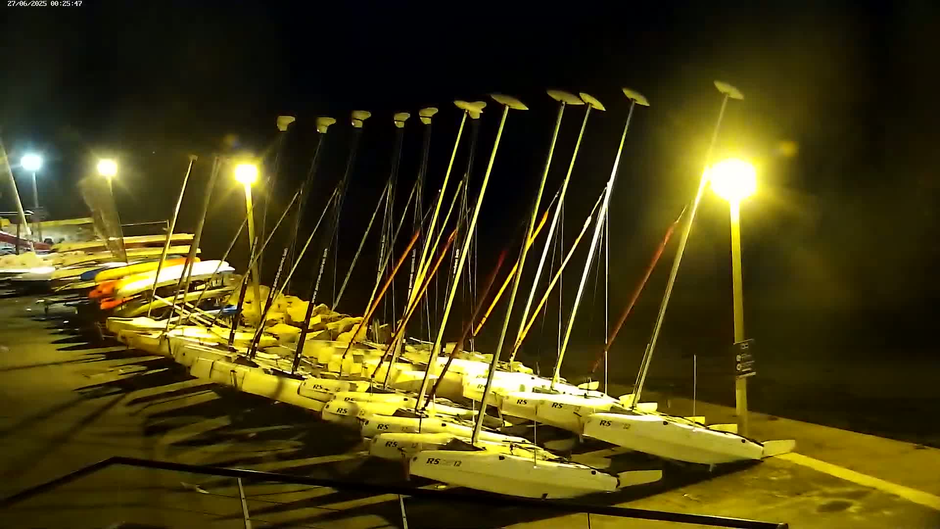 Perros-Guirec Plage de Trestraou Beach Live Cam - Lannion, Cotes-d'Armor, Bretagne, France