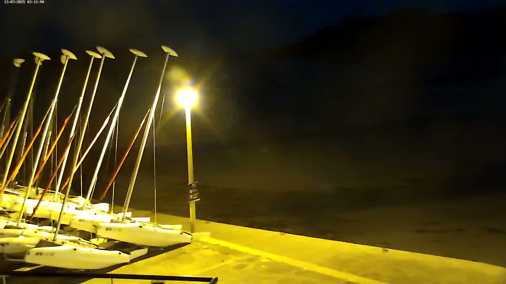 Perros-Guirec Plage de Trestraou Beach Live Cam - Lannion, Cotes-d'Armor, Bretagne, France