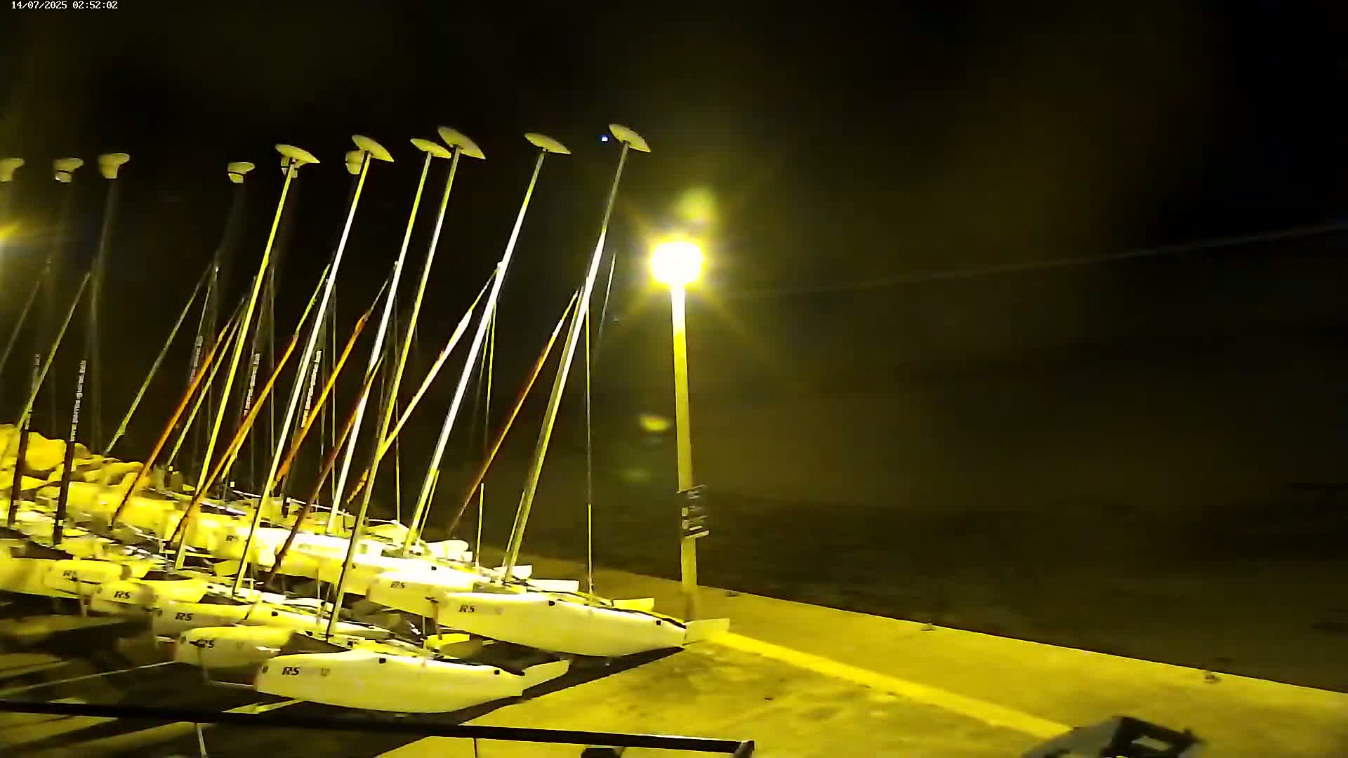 Perros-Guirec Plage de Trestraou Beach Live Cam - Lannion, Cotes-d'Armor, Bretagne, France