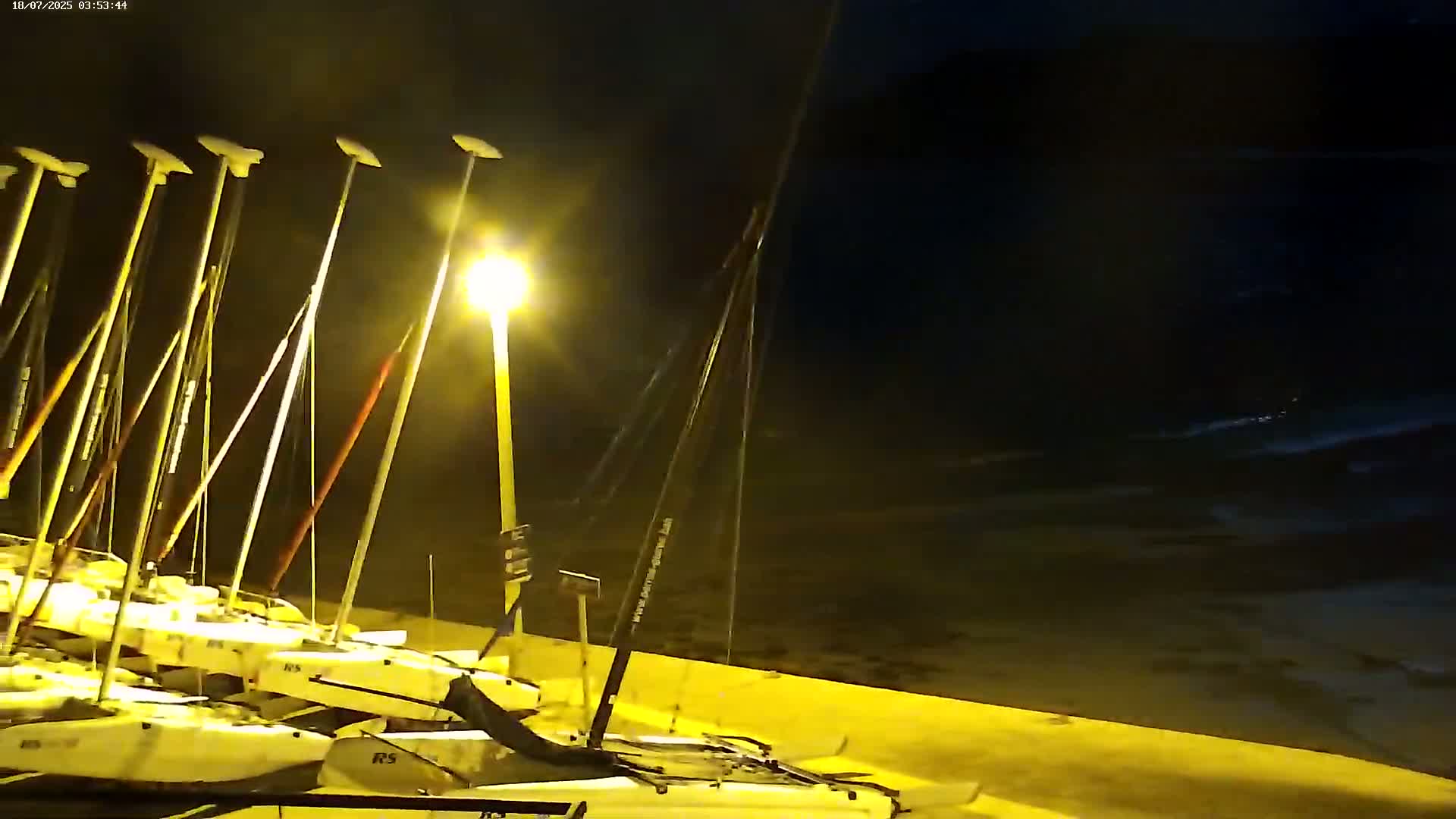 Perros-Guirec Plage de Trestraou Beach Live Cam - Lannion, Cotes-d'Armor, Bretagne, France