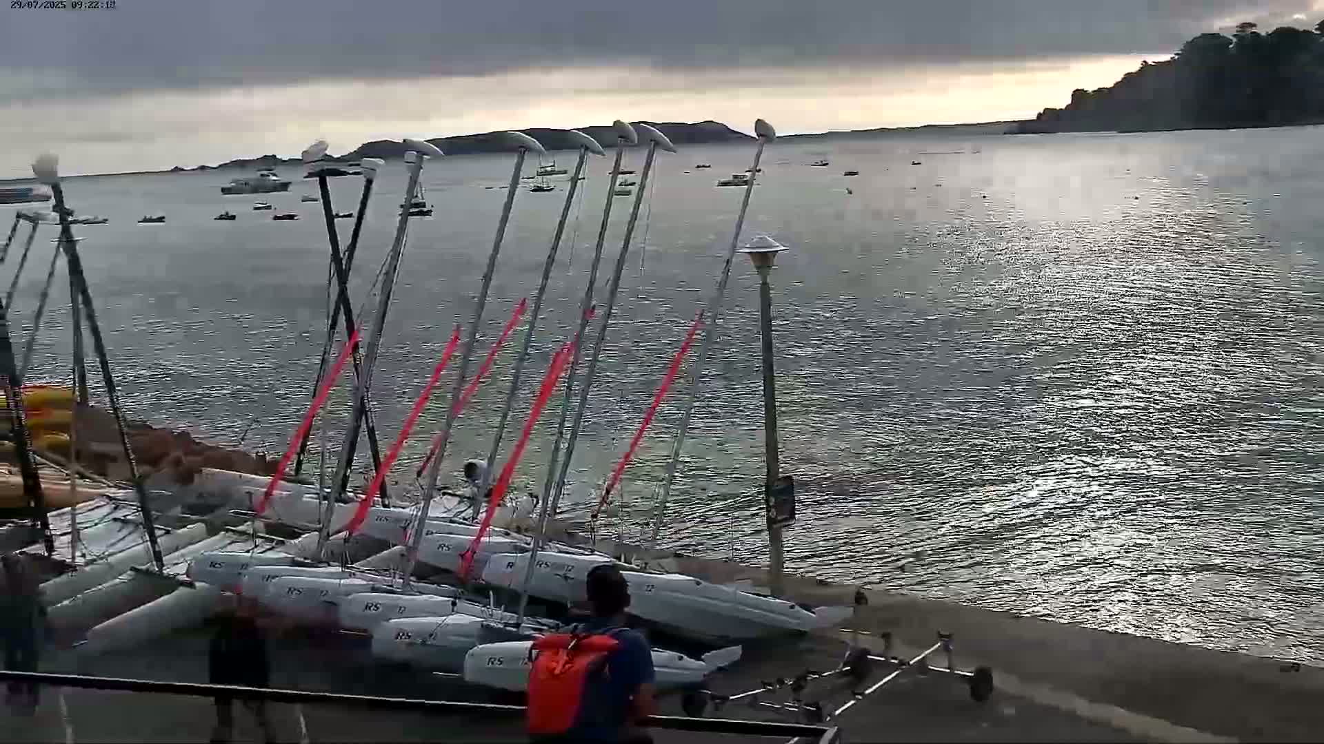 Perros-Guirec Plage de Trestraou Beach Live Cam - Lannion, Cotes-d'Armor, Bretagne, France
