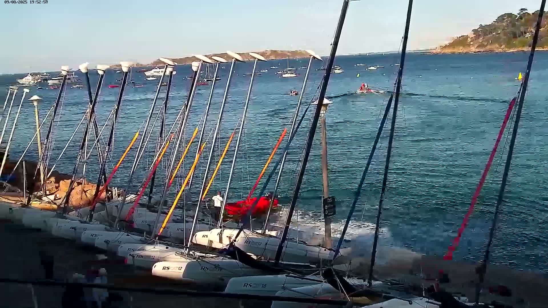 Perros-Guirec Plage de Trestraou Beach Live Cam - Lannion, Cotes-d'Armor, Bretagne, France
