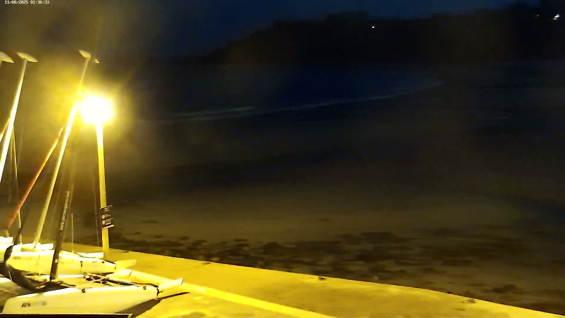 Perros-Guirec Plage de Trestraou Beach Live Cam - Lannion, Cotes-d'Armor, Bretagne, France