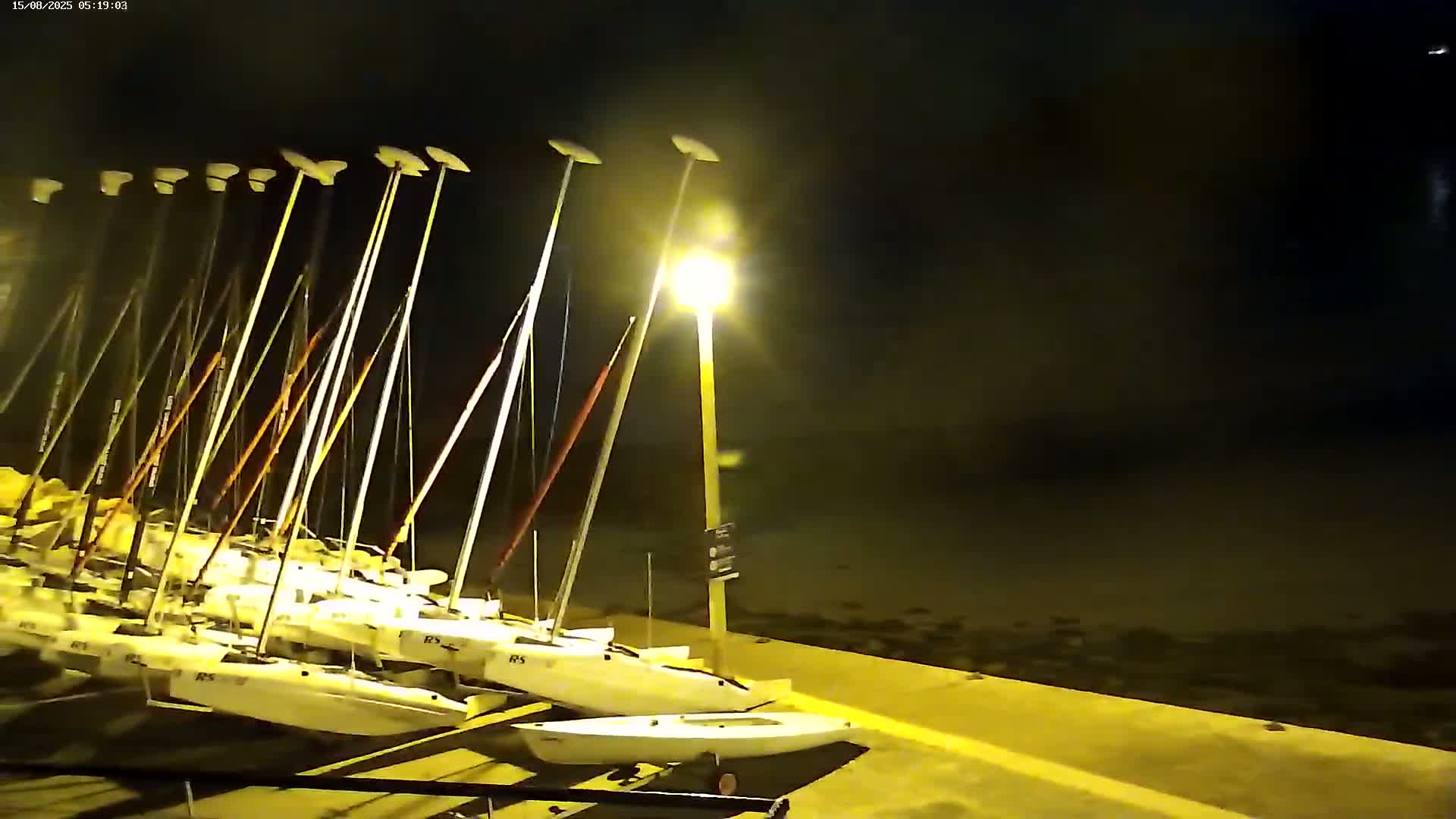 Perros-Guirec Plage de Trestraou Beach Live Cam - Lannion, Cotes-d'Armor, Bretagne, France