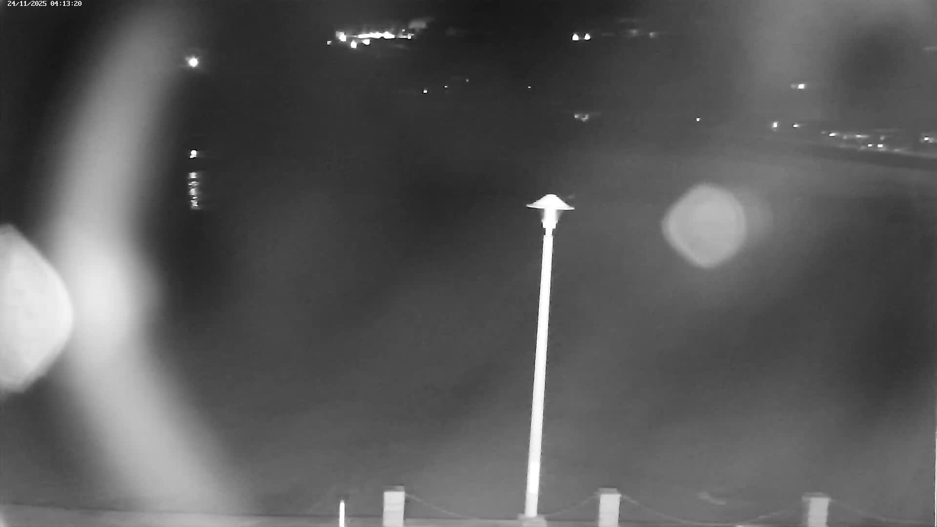 Perros-Guirec Plage de Trestraou Beach Live Cam - Lannion, Cotes-d'Armor, Bretagne, France