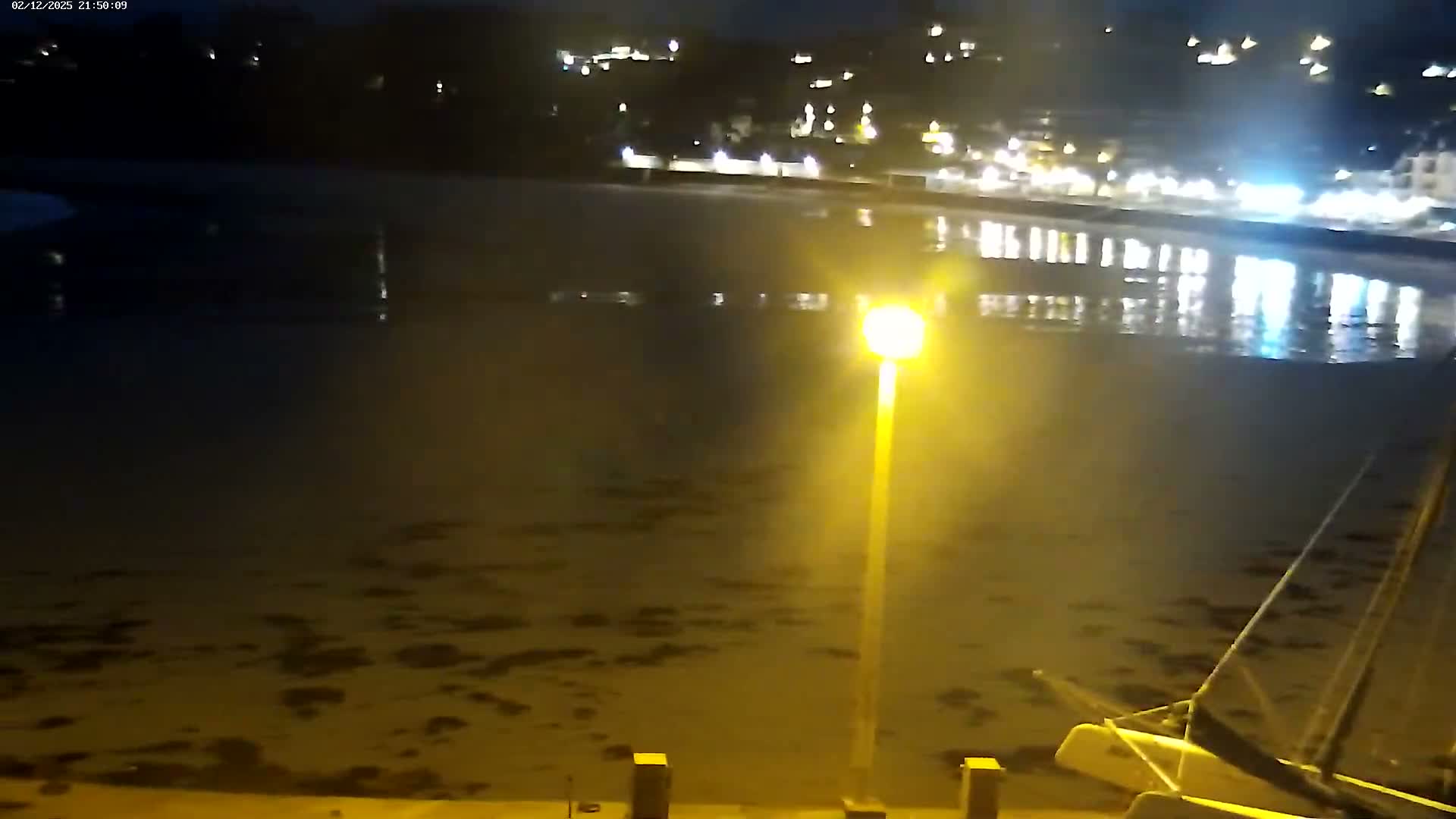 Perros-Guirec Plage de Trestraou Beach Live Cam - Lannion, Cotes-d'Armor, Bretagne, France