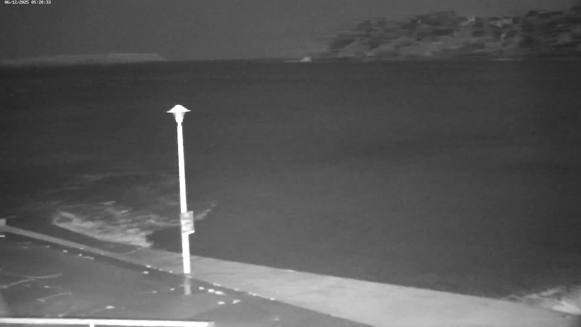 Perros-Guirec Plage de Trestraou Beach Live Cam - Lannion, Cotes-d'Armor, Bretagne, France