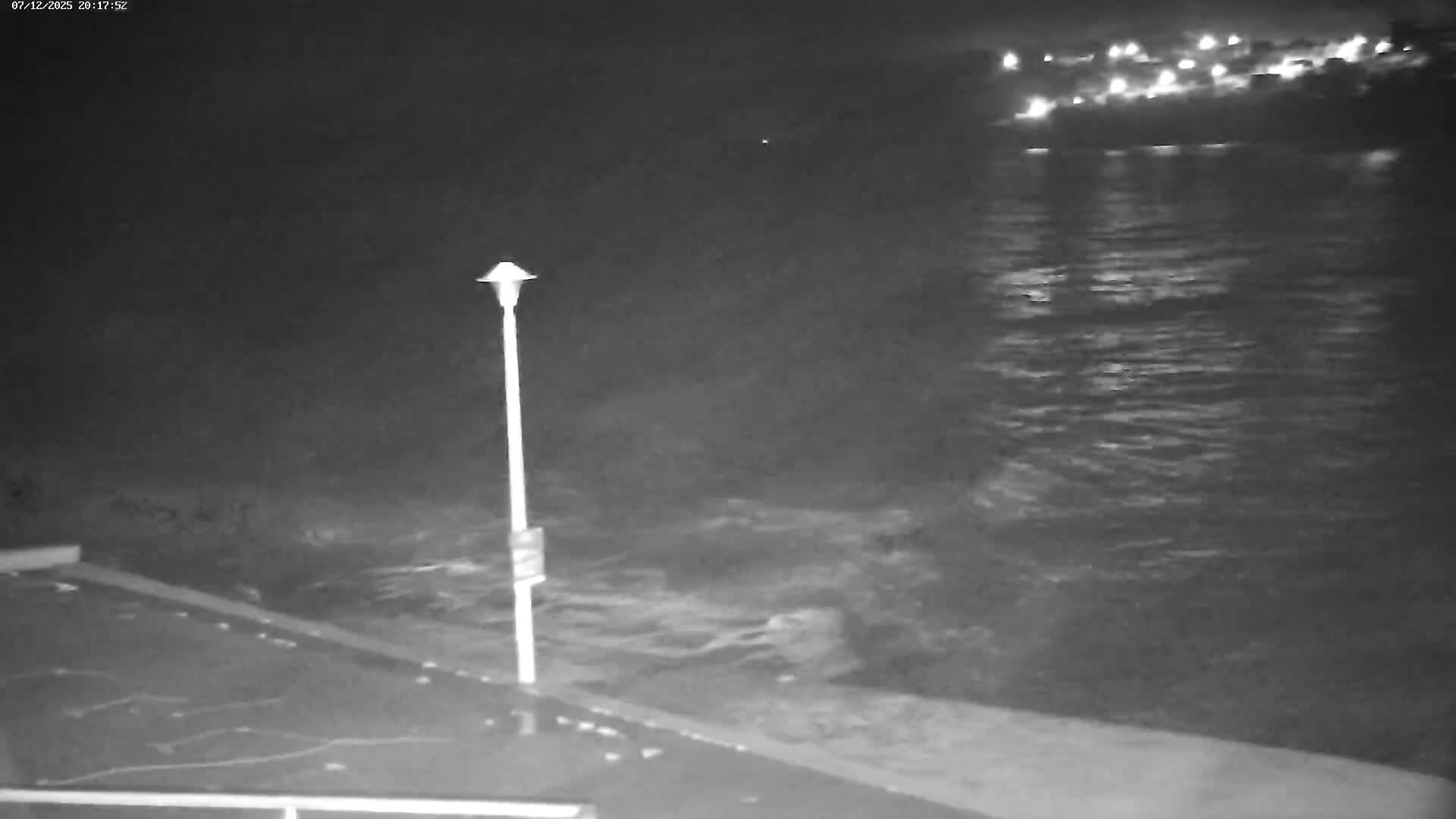 Perros-Guirec Plage de Trestraou Beach Live Cam - Lannion, Cotes-d'Armor, Bretagne, France