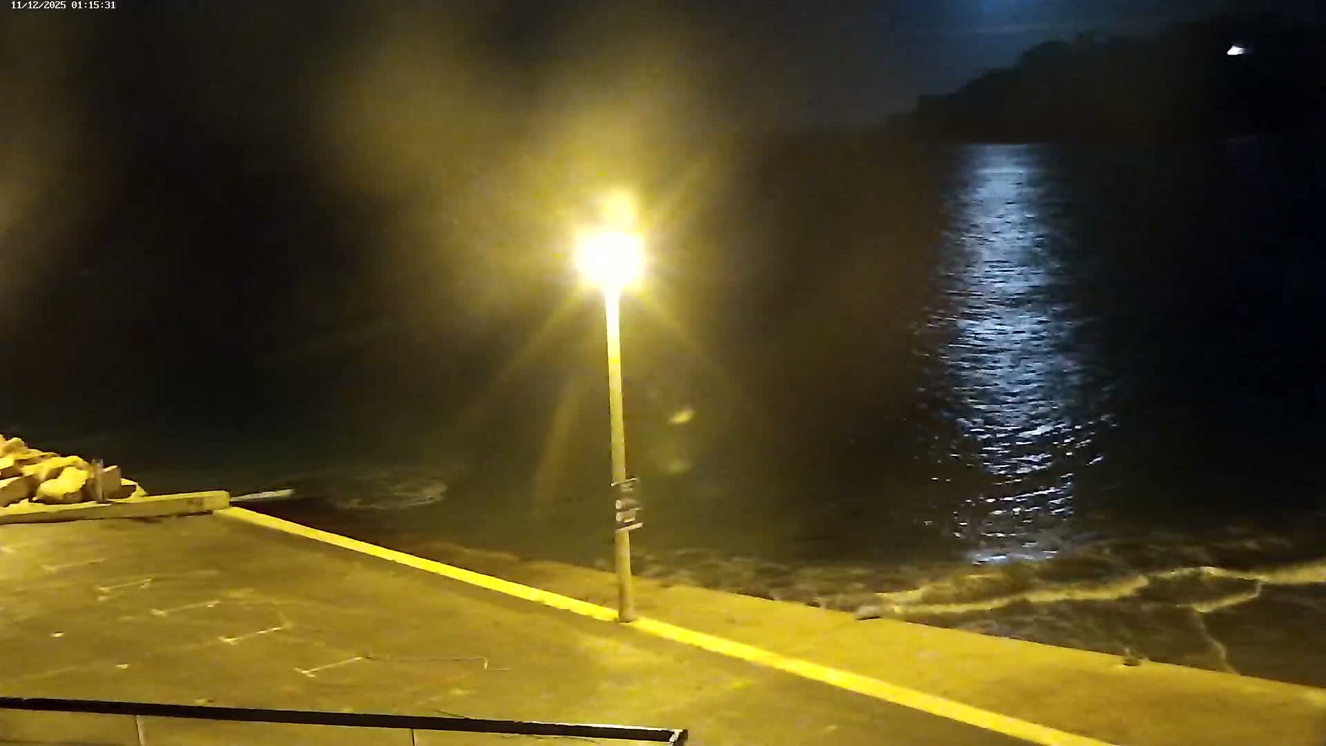 Perros-Guirec Plage de Trestraou Beach Live Cam - Lannion, Cotes-d'Armor, Bretagne, France