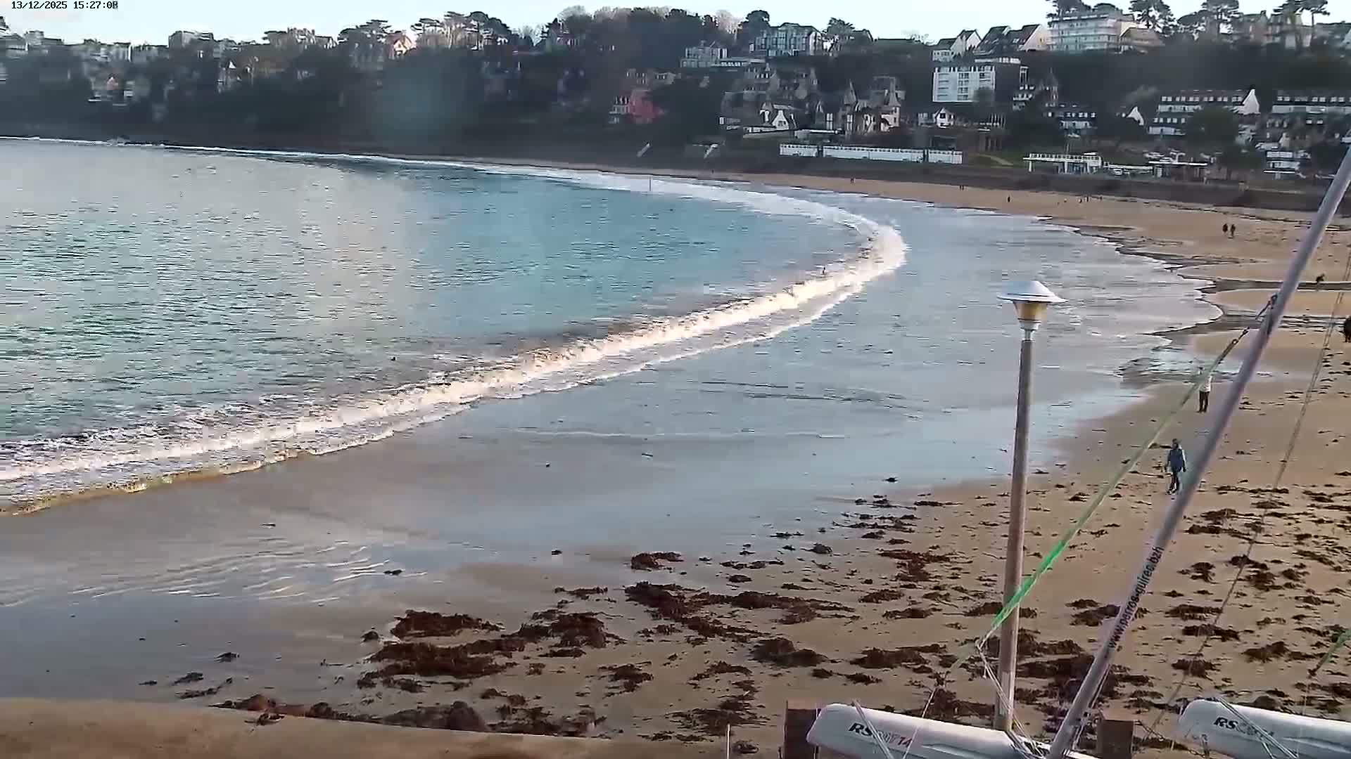 Perros-Guirec Plage de Trestraou Beach Live Cam - Lannion, Cotes-d'Armor, Bretagne, France