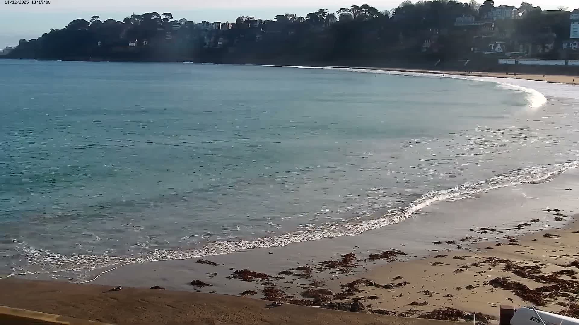 Perros-Guirec Plage de Trestraou Beach Live Cam - Lannion, Cotes-d'Armor, Bretagne, France
