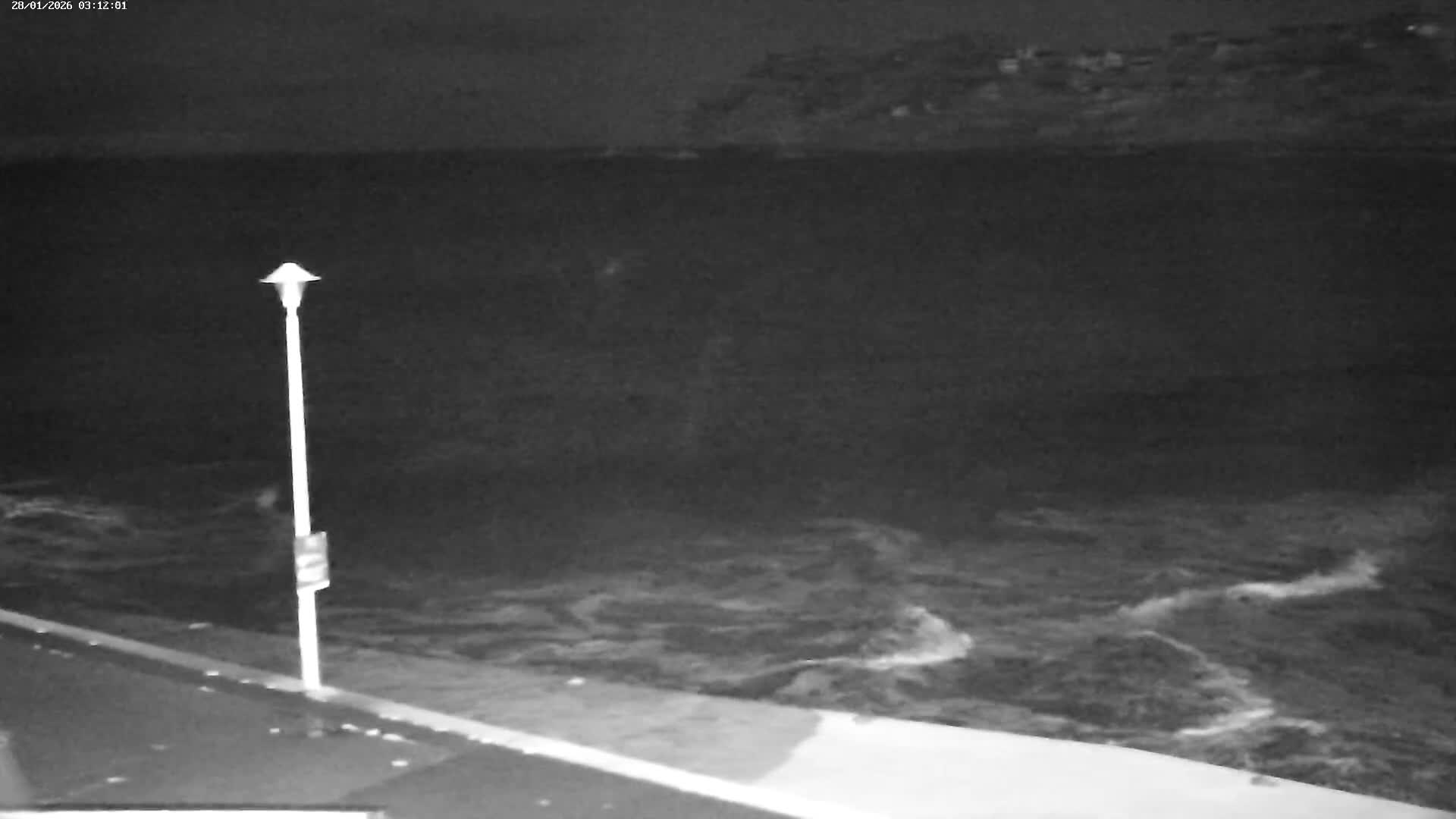Perros-Guirec Plage de Trestraou Beach Live Cam - Lannion, Cotes-d'Armor, Bretagne, France