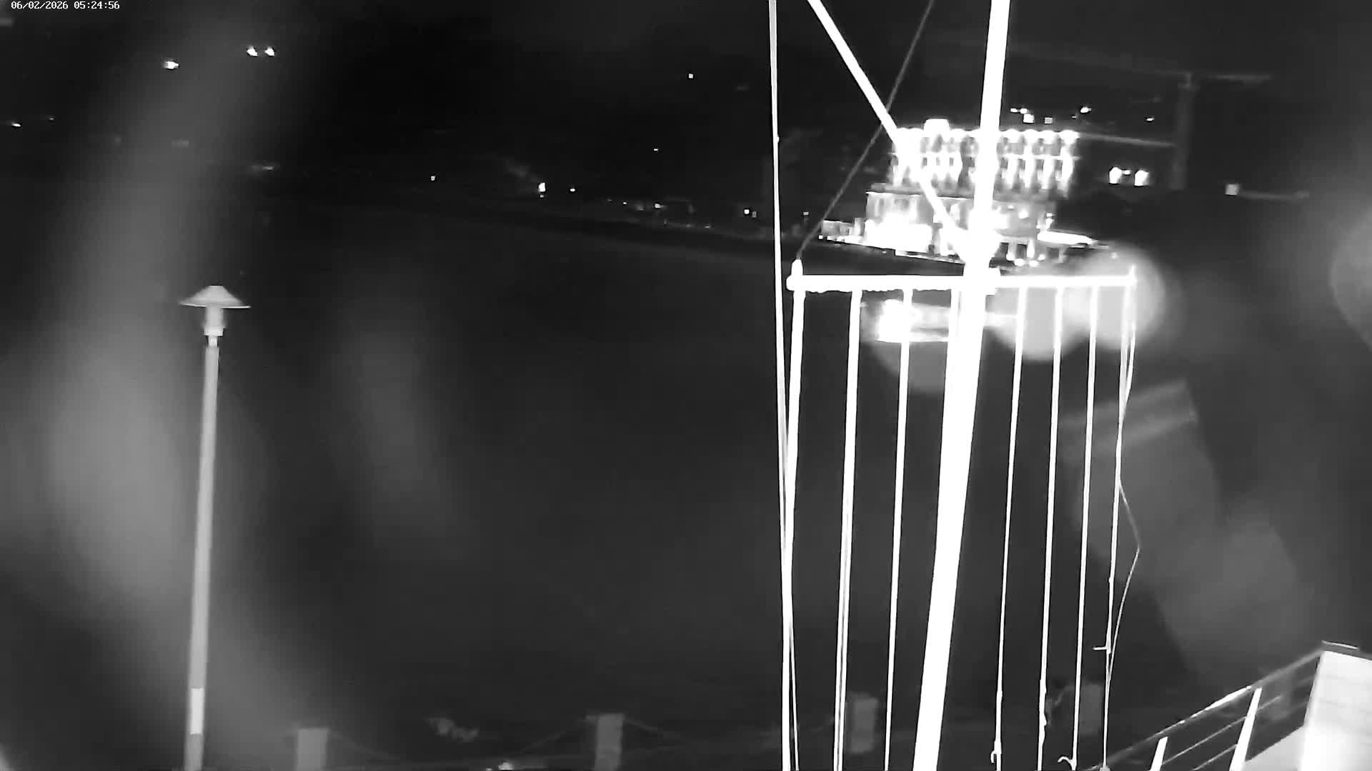 Perros-Guirec Plage de Trestraou Beach Live Cam - Lannion, Cotes-d'Armor, Bretagne, France