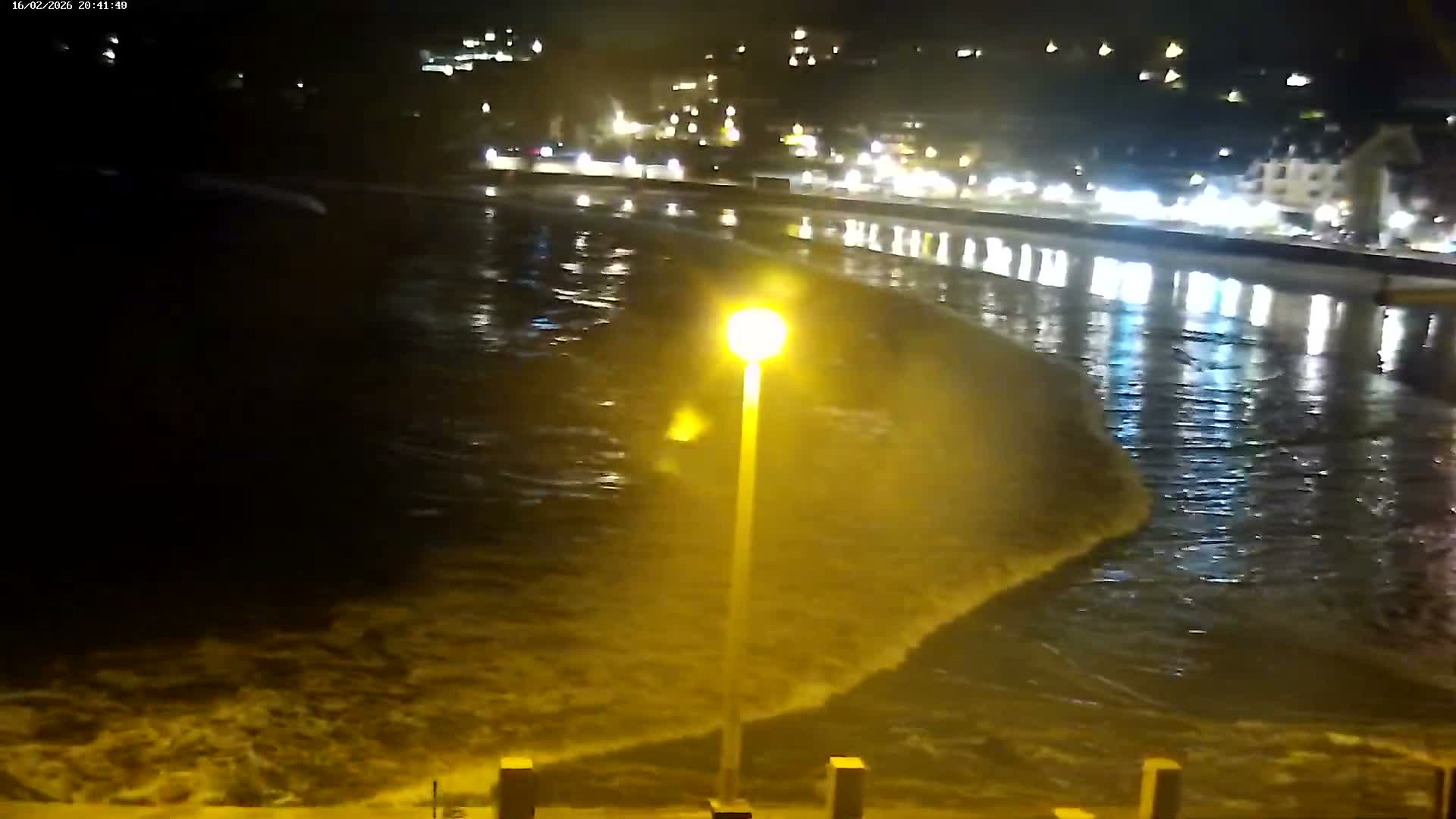 Perros-Guirec Plage de Trestraou Beach Live Cam - Lannion, Cotes-d'Armor, Bretagne, France