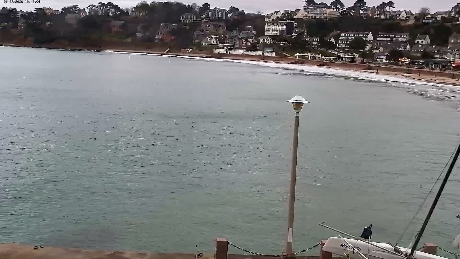 Perros-Guirec Plage de Trestraou Beach Live Cam - Lannion, Cotes-d'Armor, Bretagne, France