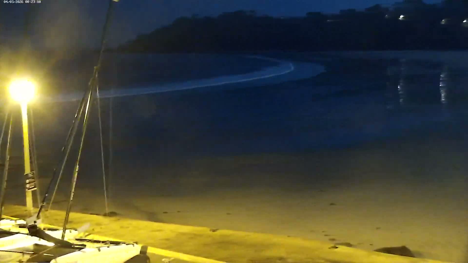 Perros-Guirec Plage de Trestraou Beach Live Cam - Lannion, Cotes-d'Armor, Bretagne, France