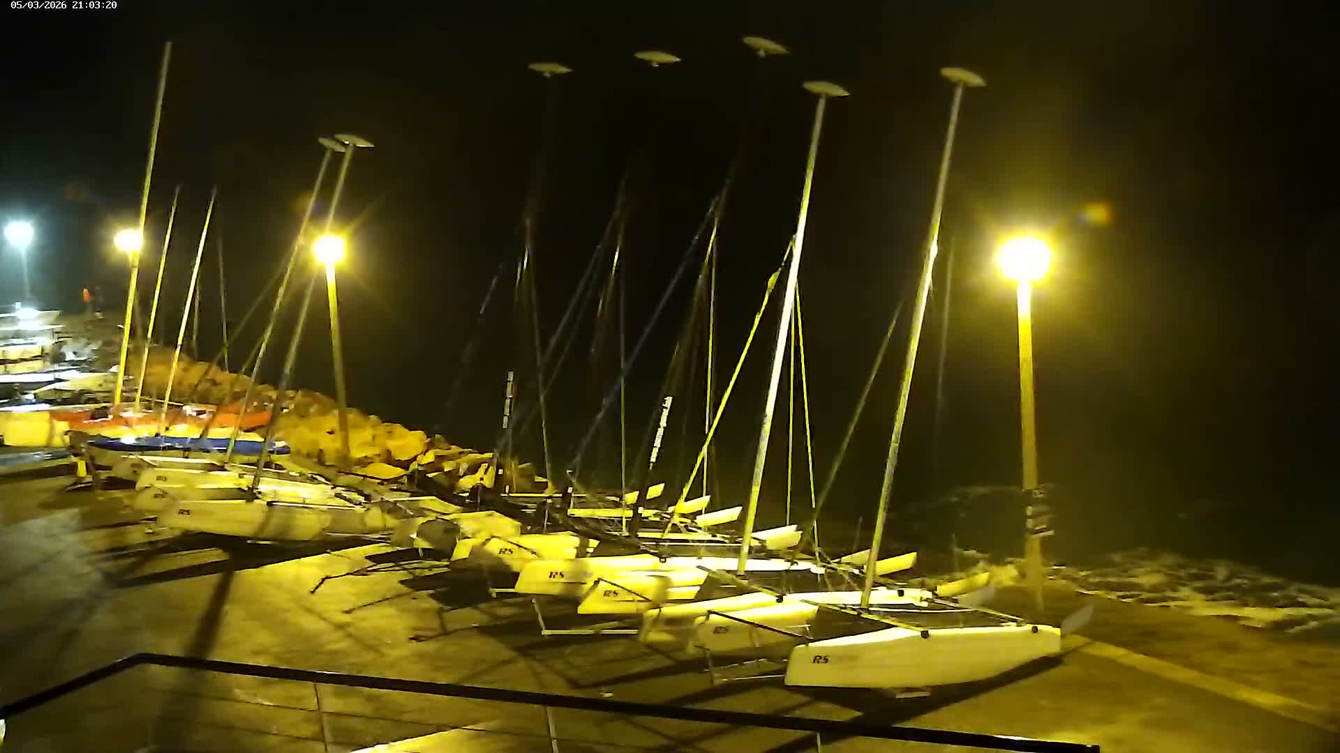 Perros-Guirec Plage de Trestraou Beach Live Cam - Lannion, Cotes-d'Armor, Bretagne, France