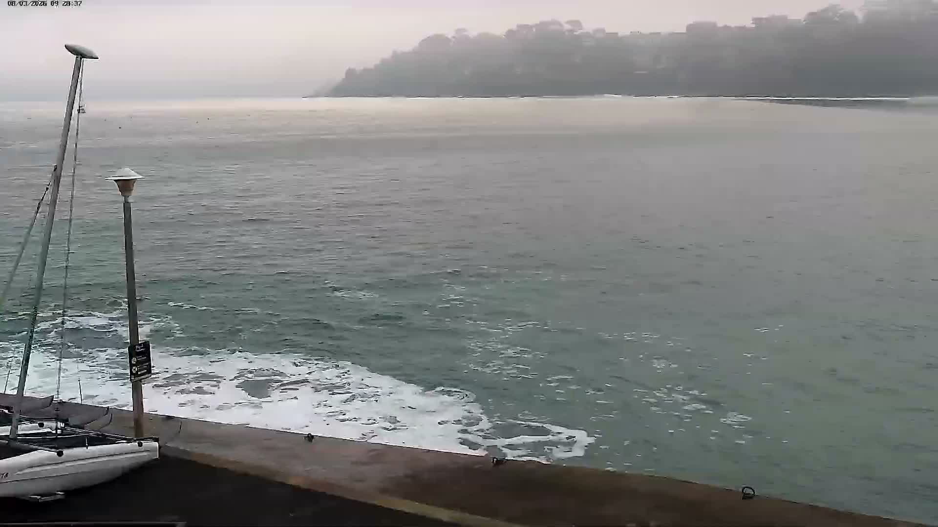 Perros-Guirec Plage de Trestraou Beach Live Cam - Lannion, Cotes-d'Armor, Bretagne, France