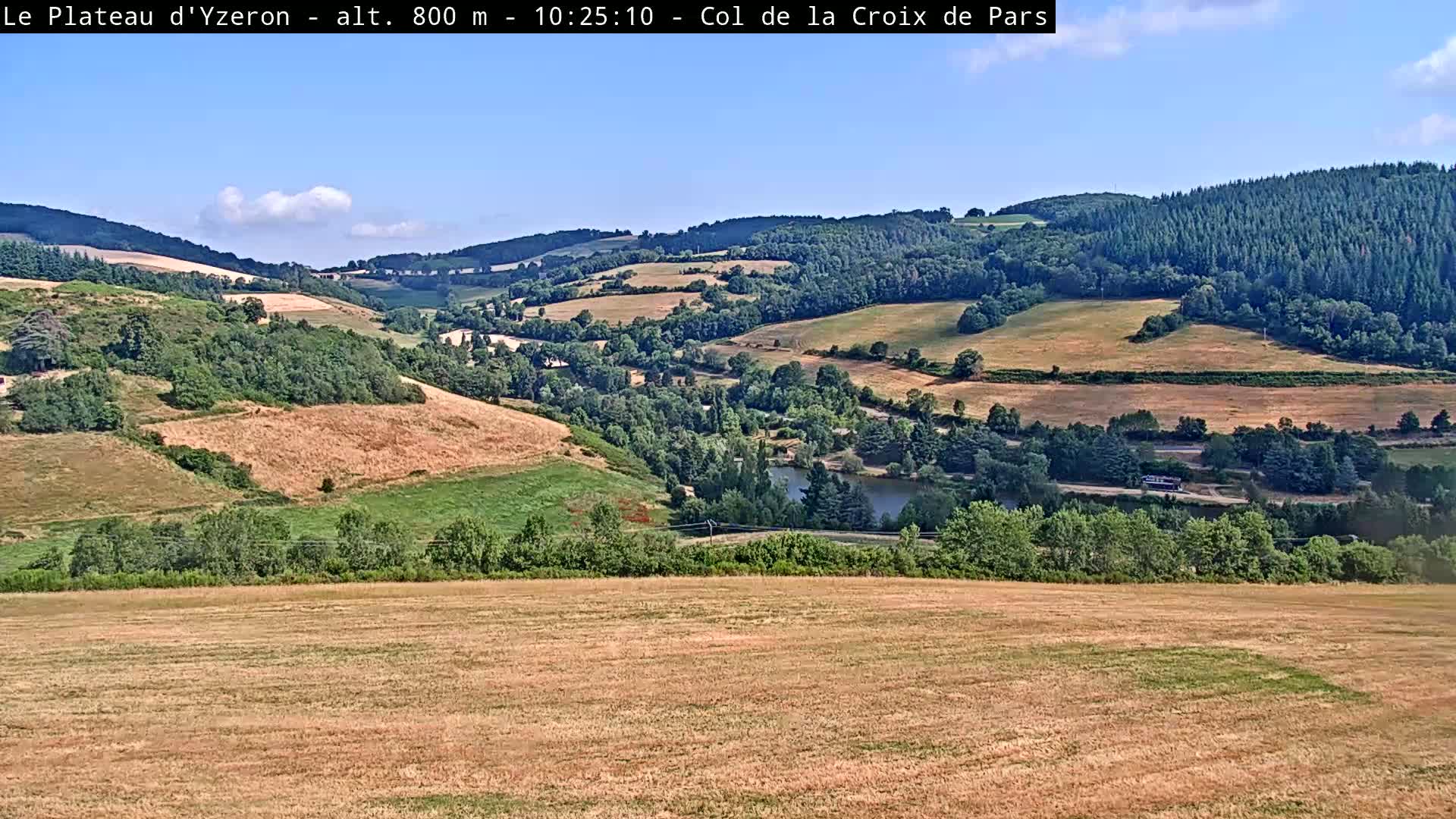 Yzeron Adventure,  Plateau d'Yzeron Live Cam - Lyon, Rhone, Auvergne-Rhone-Alpes, france
