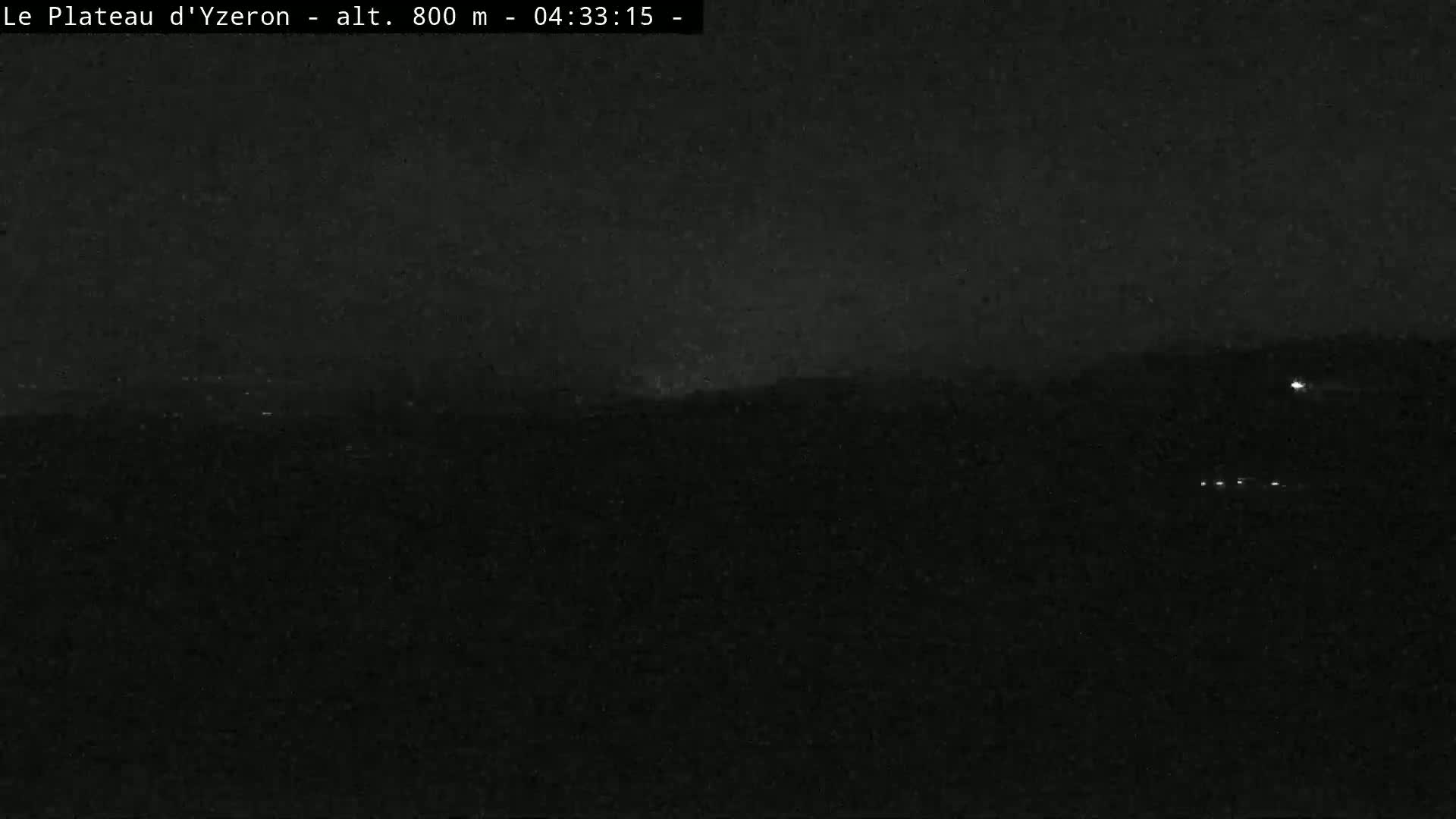 Yzeron Adventure,  Plateau d'Yzeron Live Cam - Lyon, Rhone, Auvergne-Rhone-Alpes, france