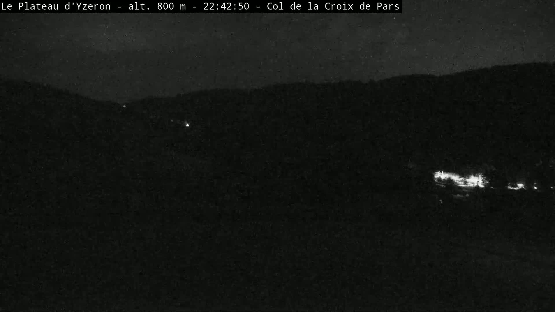 Yzeron Adventure,  Plateau d'Yzeron Live Cam - Lyon, Rhone, Auvergne-Rhone-Alpes, france