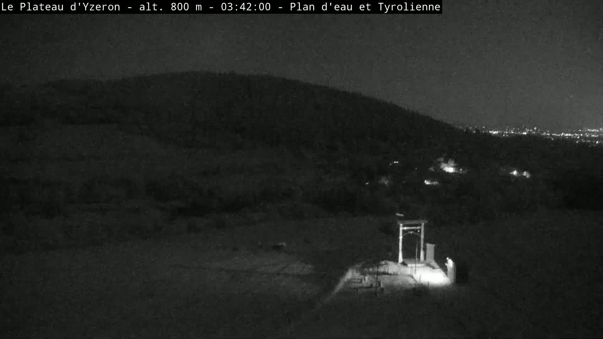 Yzeron Adventure,  Plateau d'Yzeron Live Cam - Lyon, Rhone, Auvergne-Rhone-Alpes, france