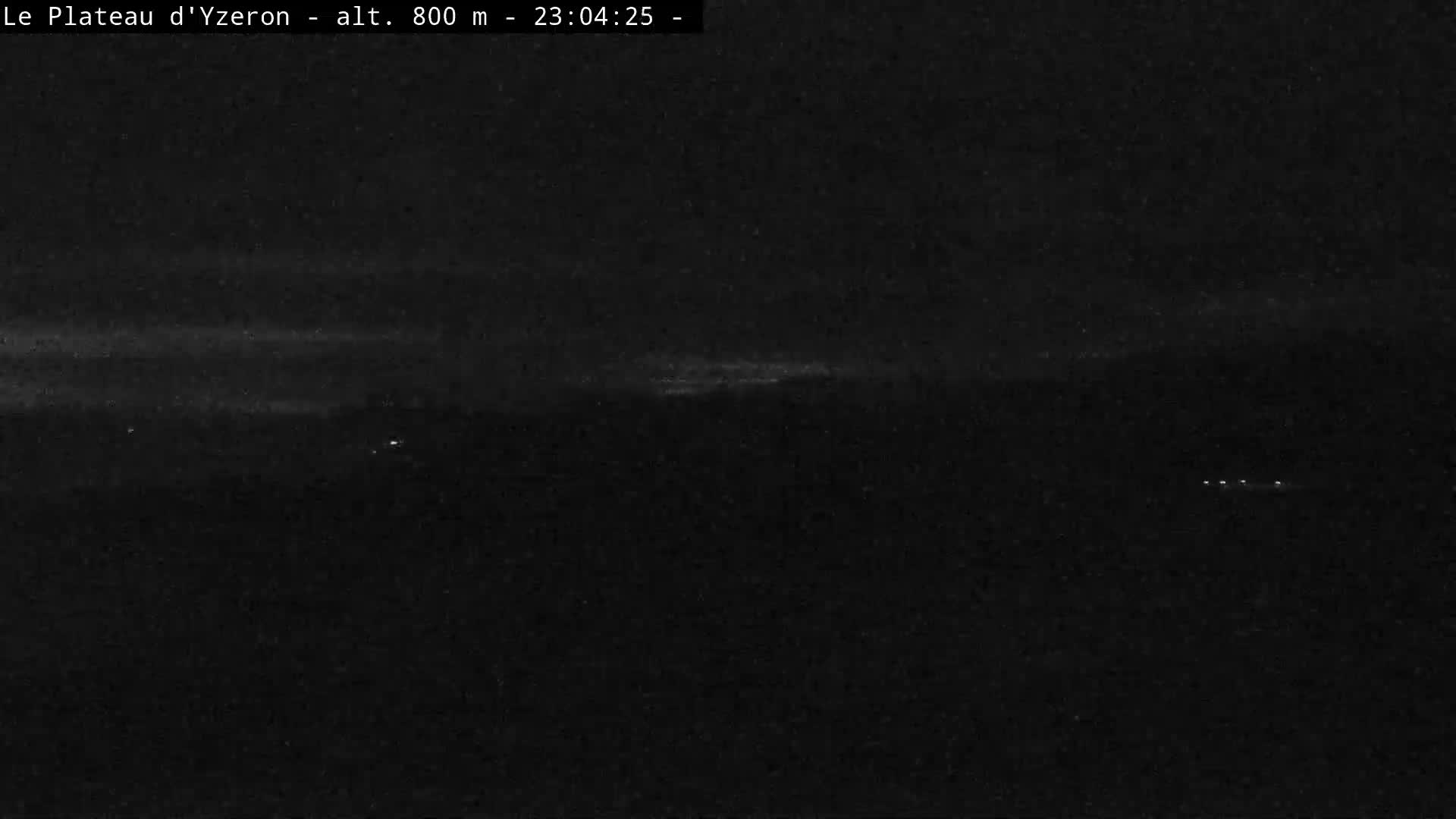 Yzeron Adventure,  Plateau d'Yzeron Live Cam - Lyon, Rhone, Auvergne-Rhone-Alpes, france