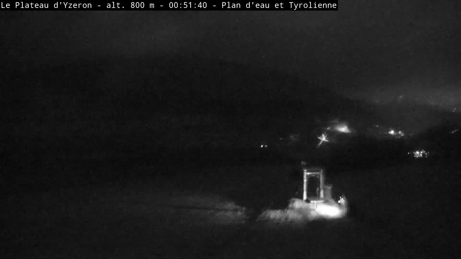 Yzeron Adventure,  Plateau d'Yzeron Live Cam - Lyon, Rhone, Auvergne-Rhone-Alpes, france