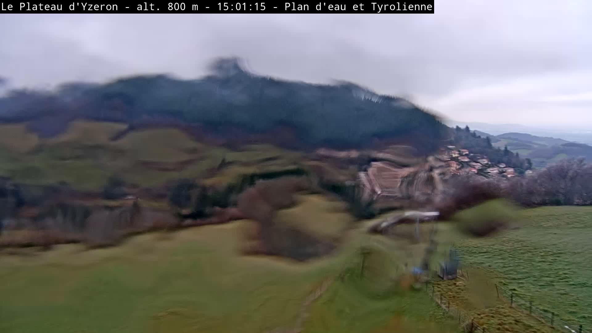 Yzeron Adventure,  Plateau d'Yzeron Live Cam - Lyon, Rhone, Auvergne-Rhone-Alpes, france