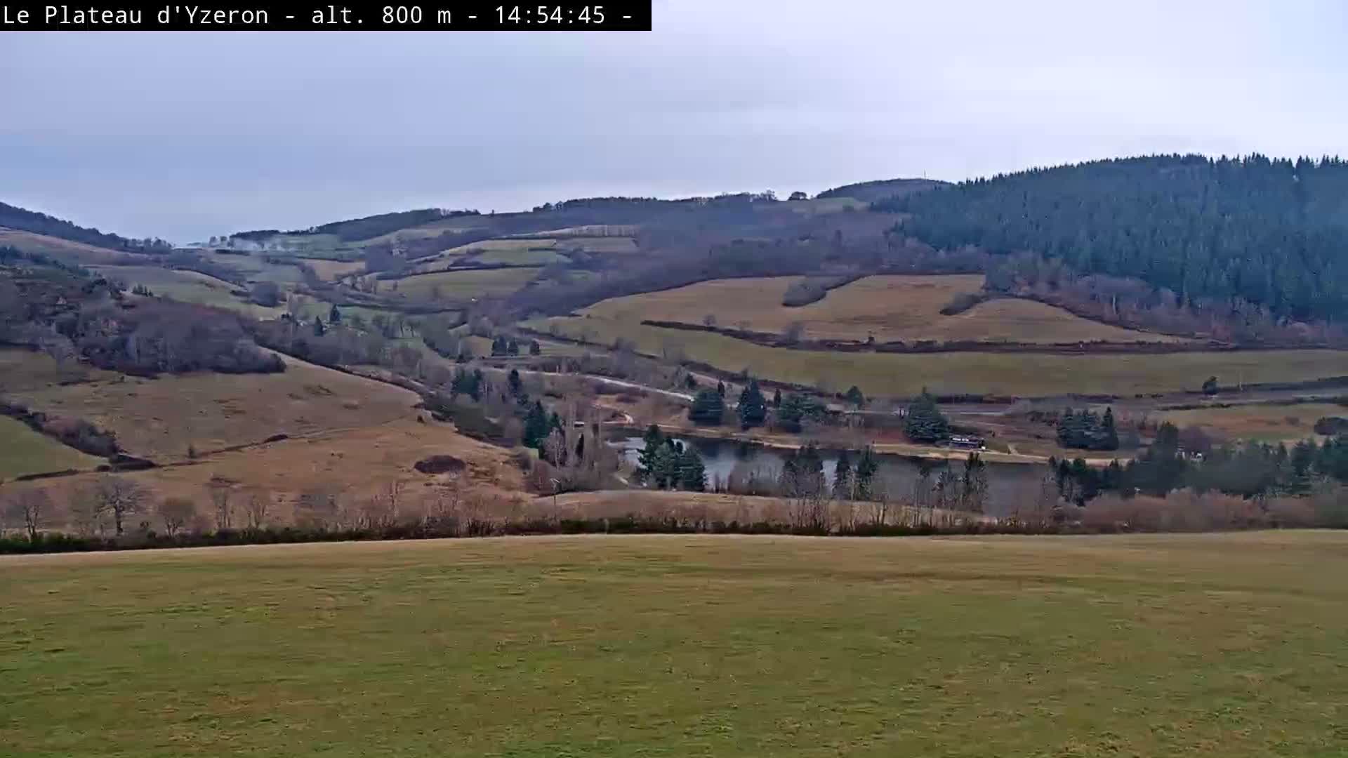 Yzeron Adventure,  Plateau d'Yzeron Live Cam - Lyon, Rhone, Auvergne-Rhone-Alpes, france