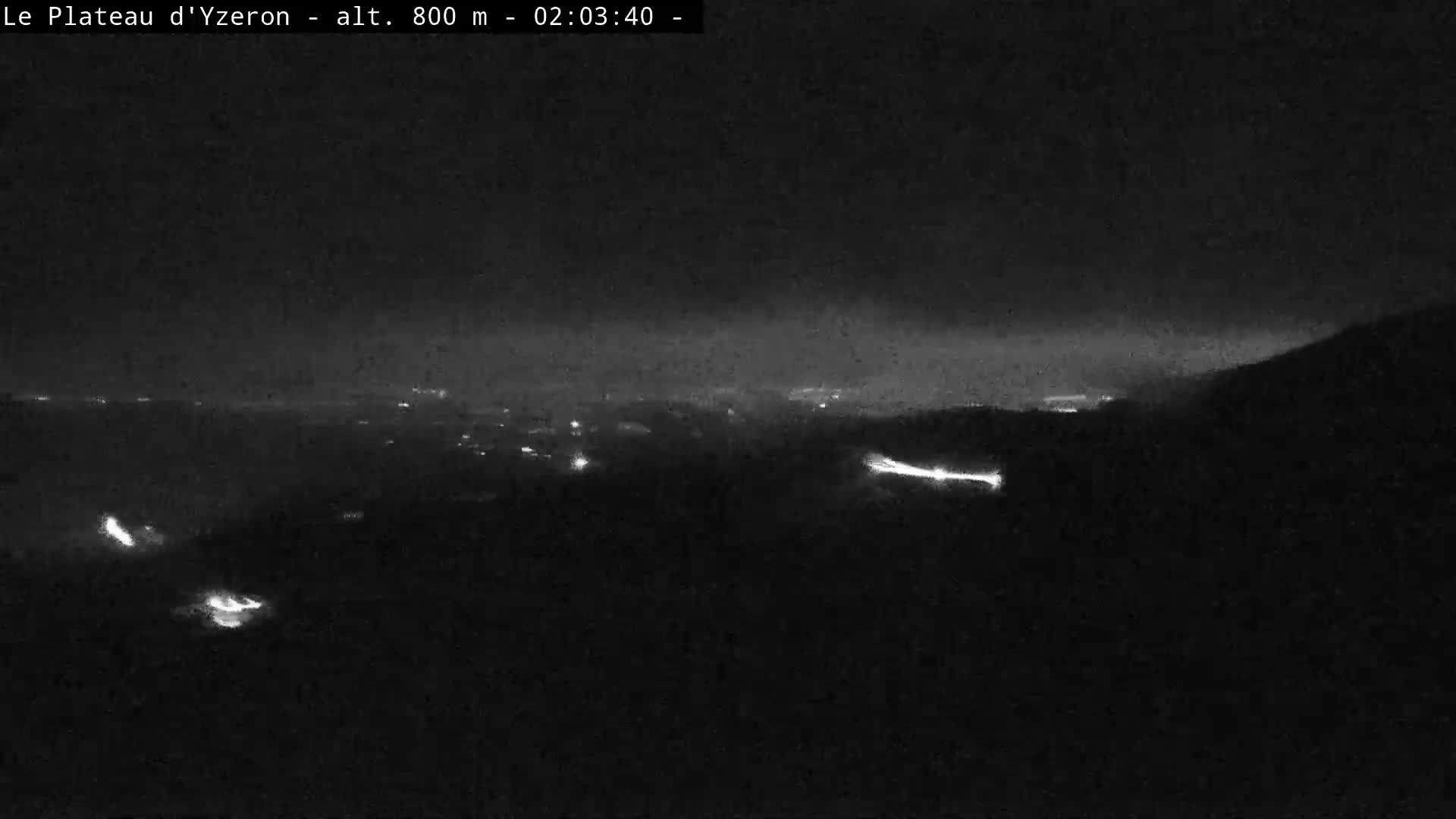 Yzeron Adventure,  Plateau d'Yzeron Live Cam - Lyon, Rhone, Auvergne-Rhone-Alpes, france