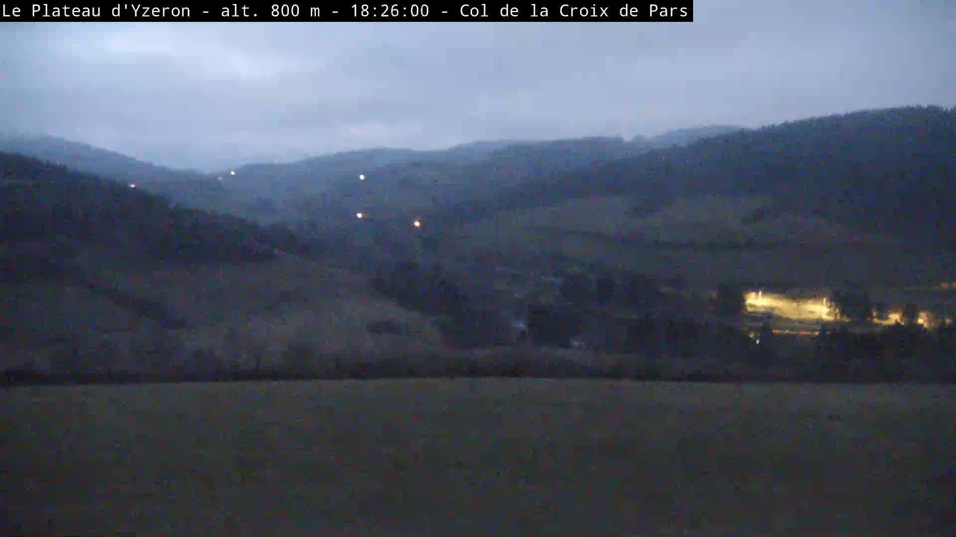 Yzeron Adventure,  Plateau d'Yzeron Live Cam - Lyon, Rhone, Auvergne-Rhone-Alpes, france