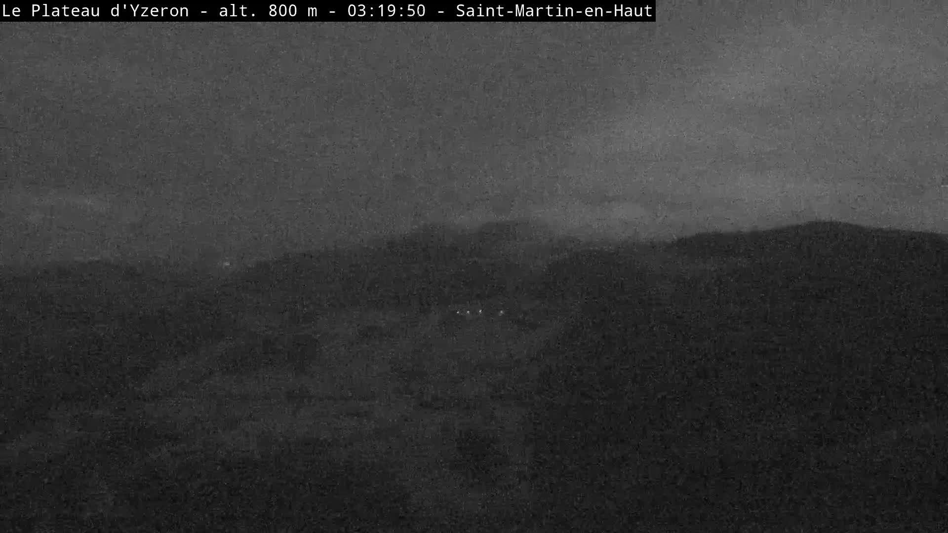 Yzeron Adventure,  Plateau d'Yzeron Live Cam - Lyon, Rhone, Auvergne-Rhone-Alpes, france